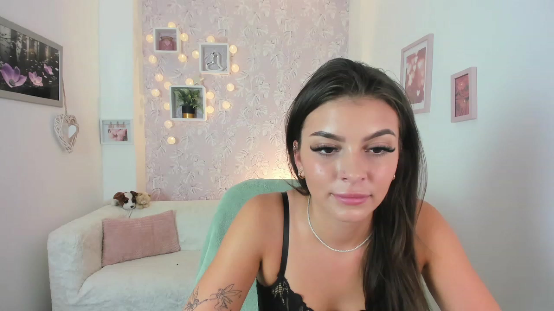 Gallery image thumbnail from Lana_Grey18's myfreecams stream on, 08/08/2023, 15:10 image 20 of 20
