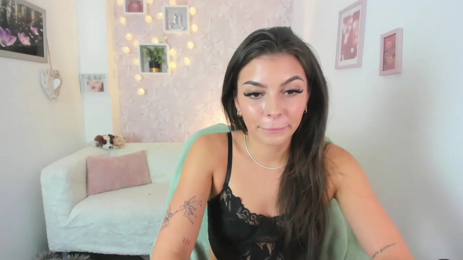 Gallery image thumbnail from Lana_Grey18's myfreecams stream on, 08/08/2023, 16:04 image 4 of 20