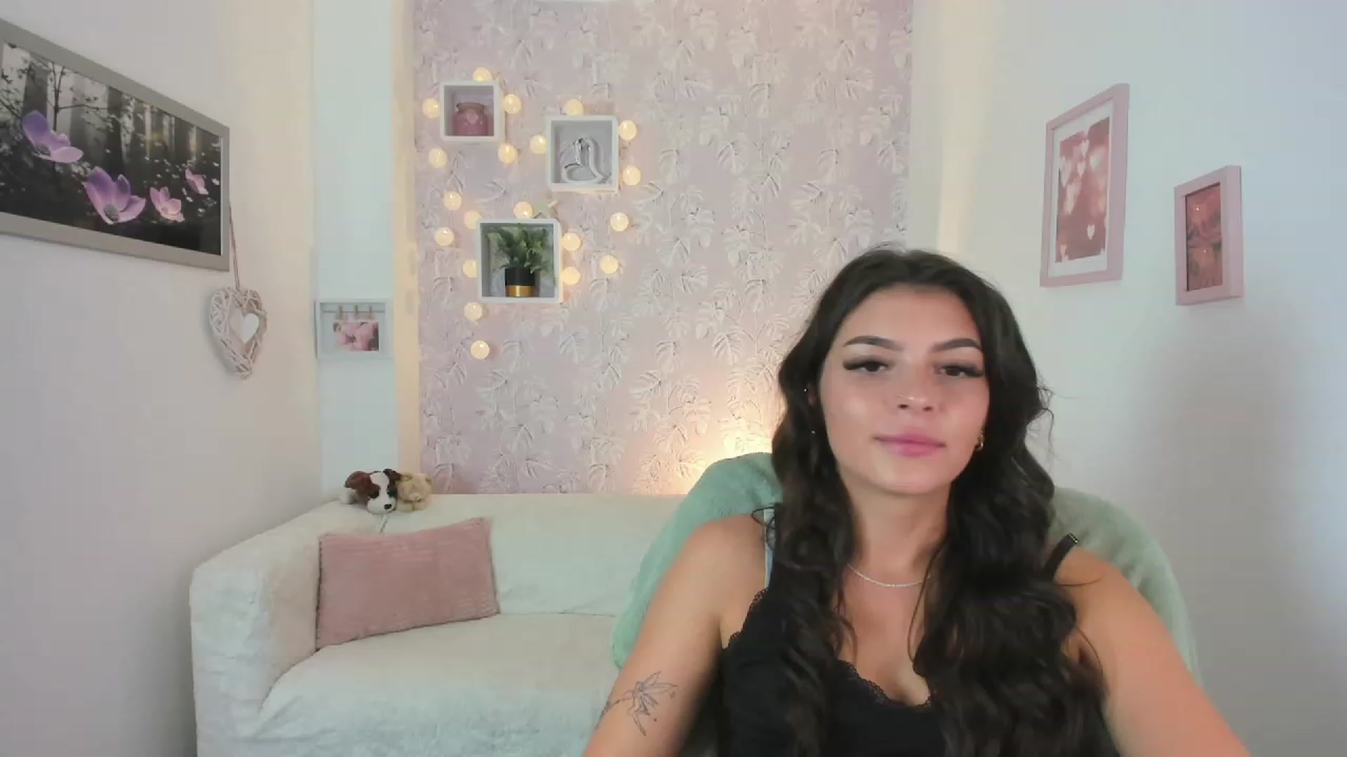 Gallery image thumbnail from Lana_Grey18's myfreecams stream on, 08/09/2023, 15:48 image 2 of 20