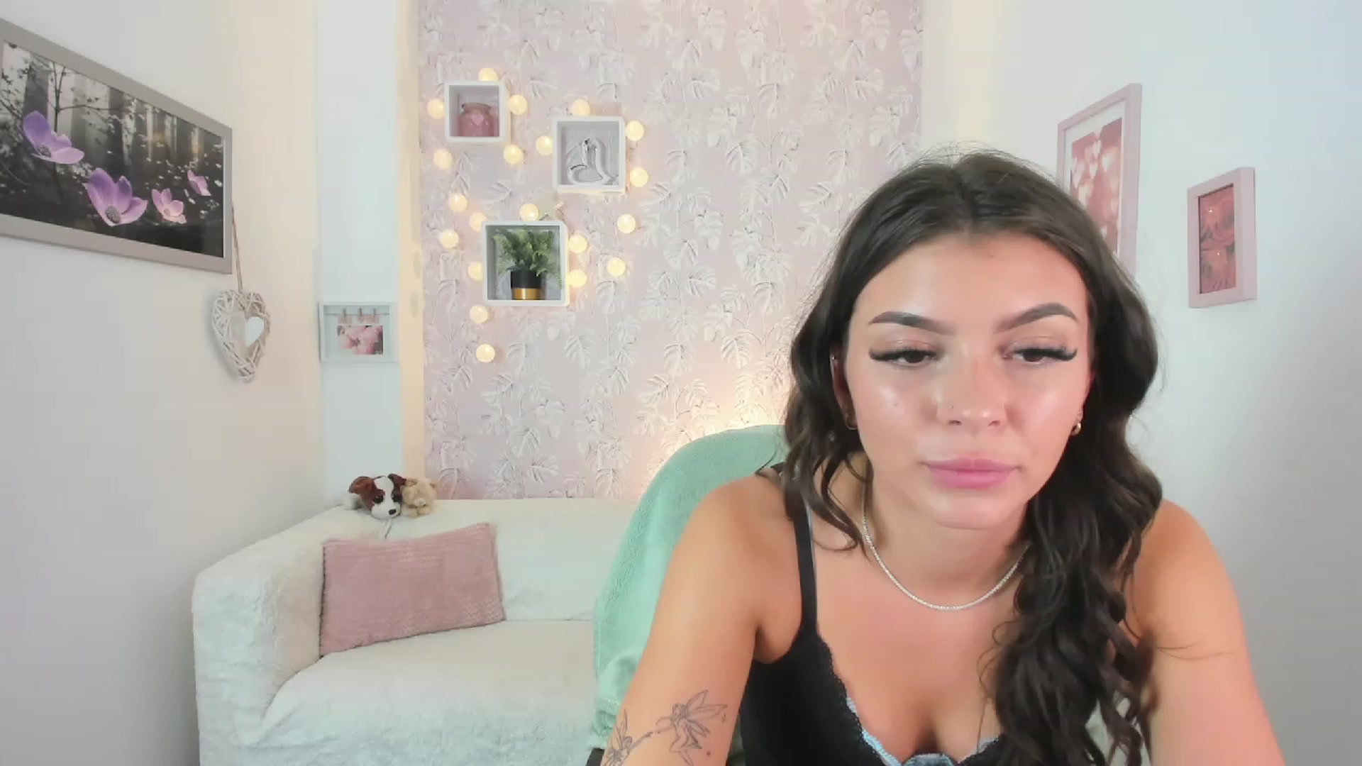 Gallery image thumbnail from Lana_Grey18's myfreecams stream on, 08/09/2023, 15:48 image 20 of 20