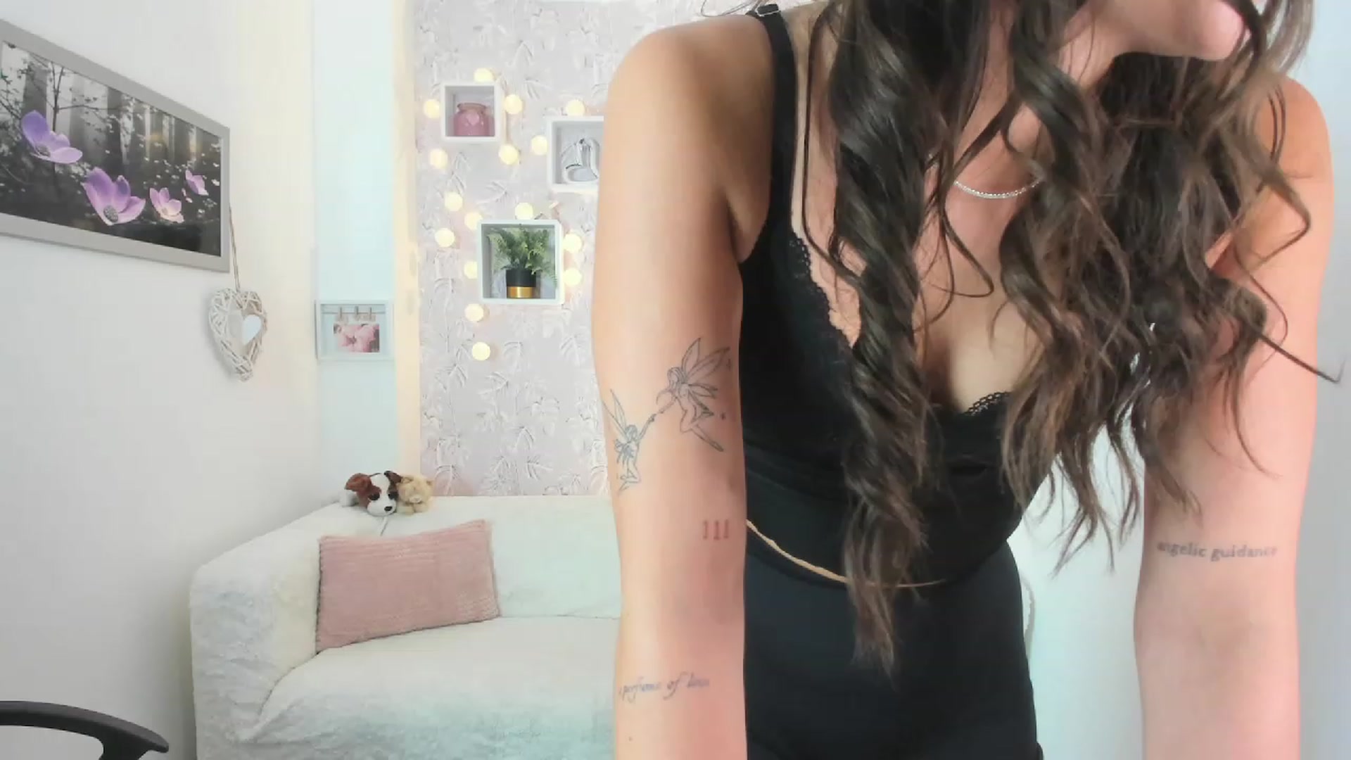 Gallery image thumbnail from Lana_Grey18's myfreecams stream on, 08/09/2023, 15:48 image 8 of 20