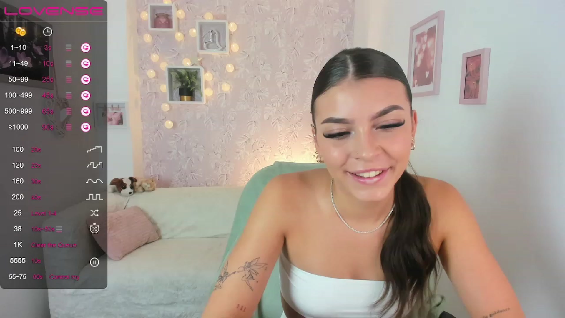 Gallery image thumbnail from Lana_Grey18's myfreecams stream on, 08/11/2023, 15:02 image 4 of 20
