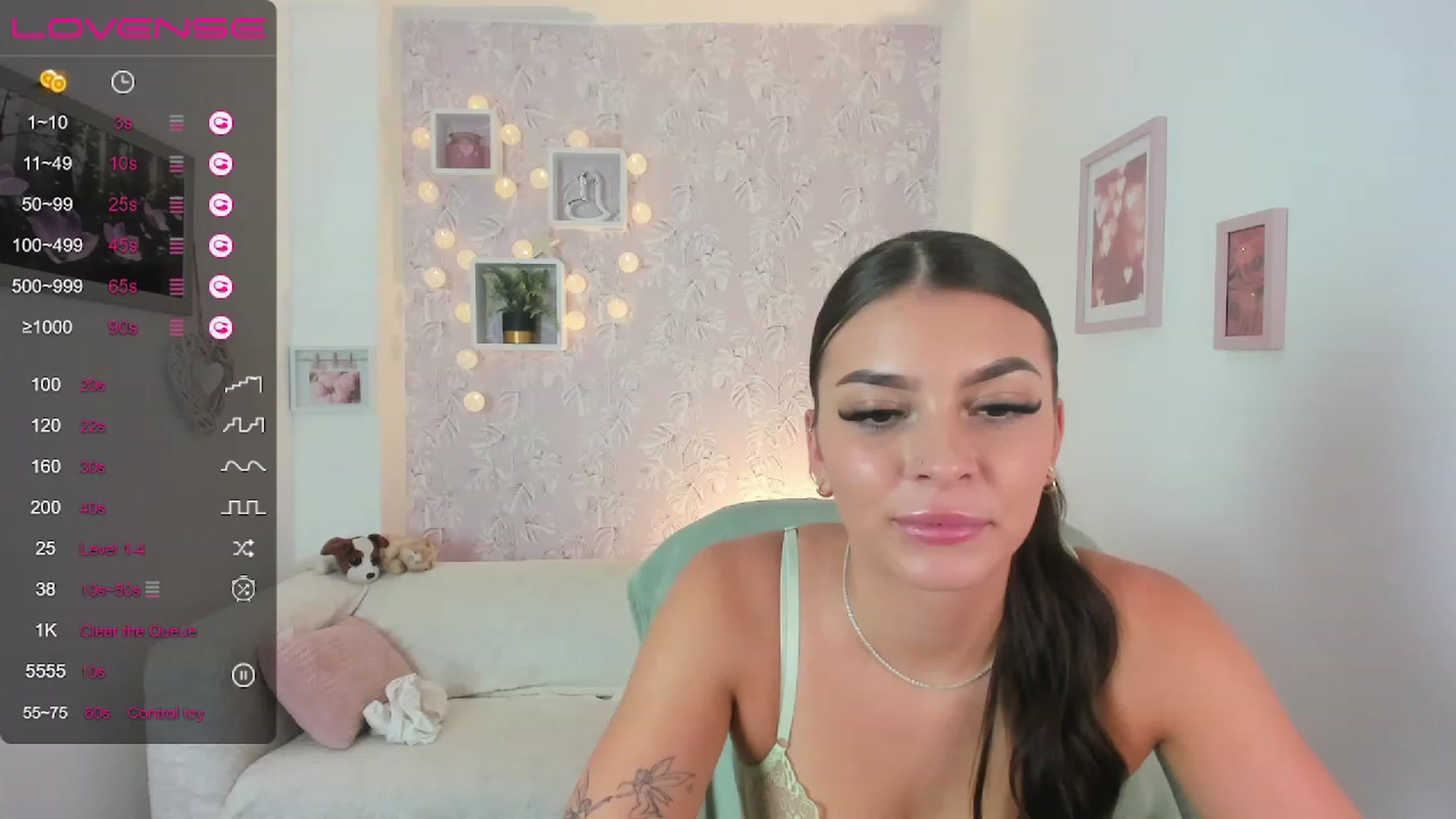 Gallery image thumbnail from Lana_Grey18's myfreecams stream on, 08/11/2023, 18:04 image 15 of 20