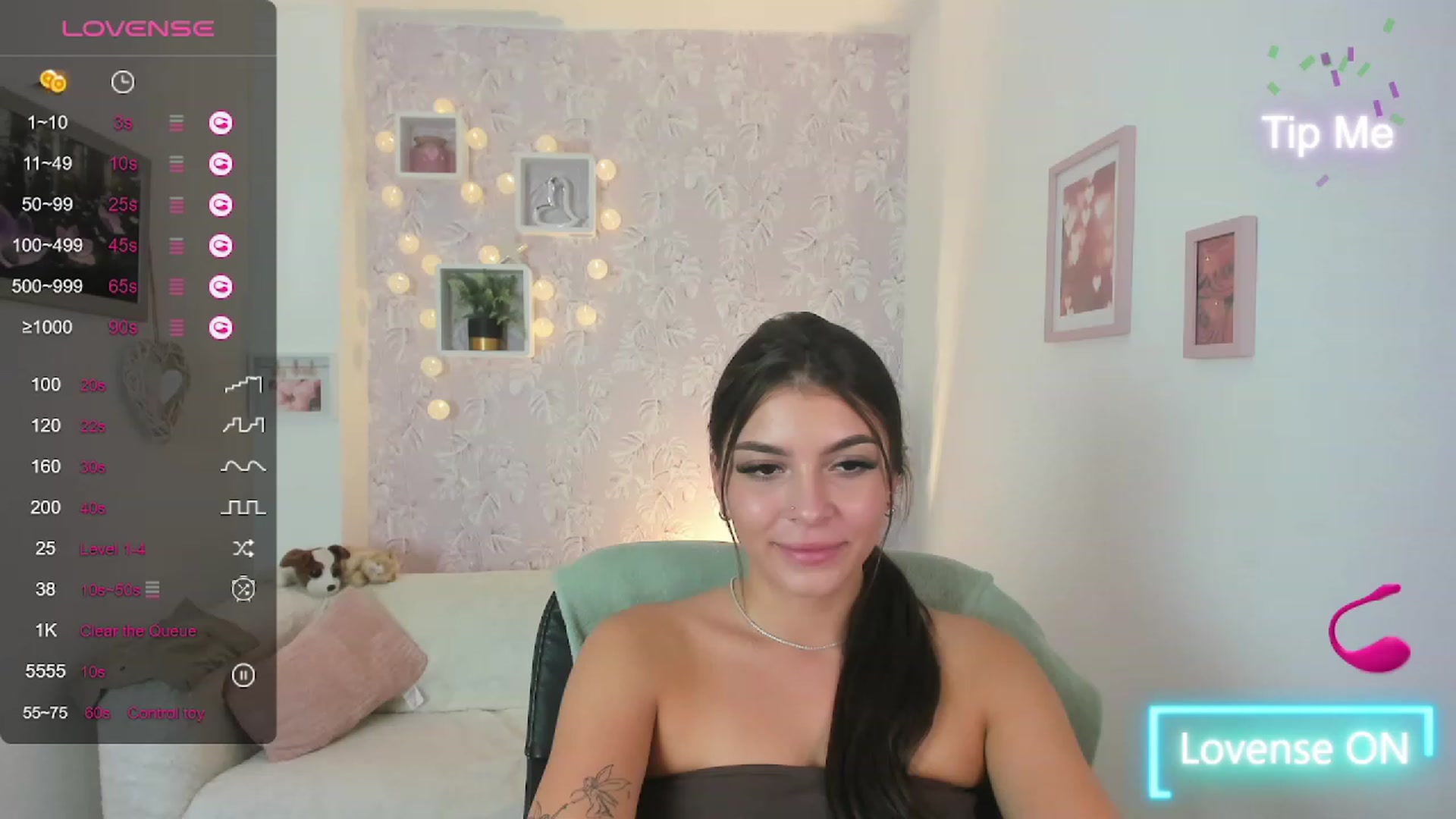 Gallery image thumbnail from Lana_Grey18's myfreecams stream on, 08/16/2023, 17:47 image 14 of 20