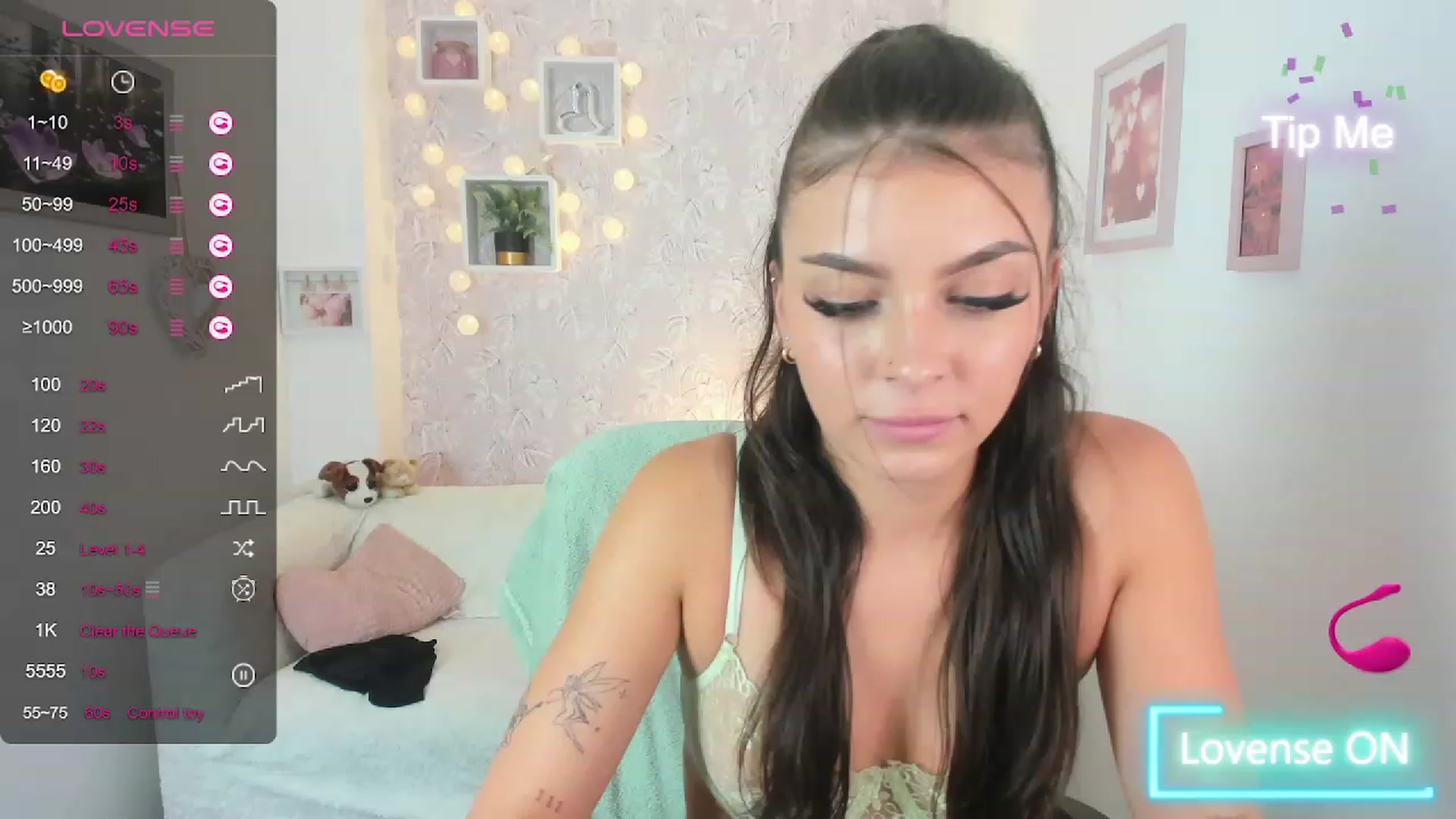 Gallery image thumbnail from Lana_Grey18's myfreecams stream on, 08/18/2023, 16:54 image 5 of 20