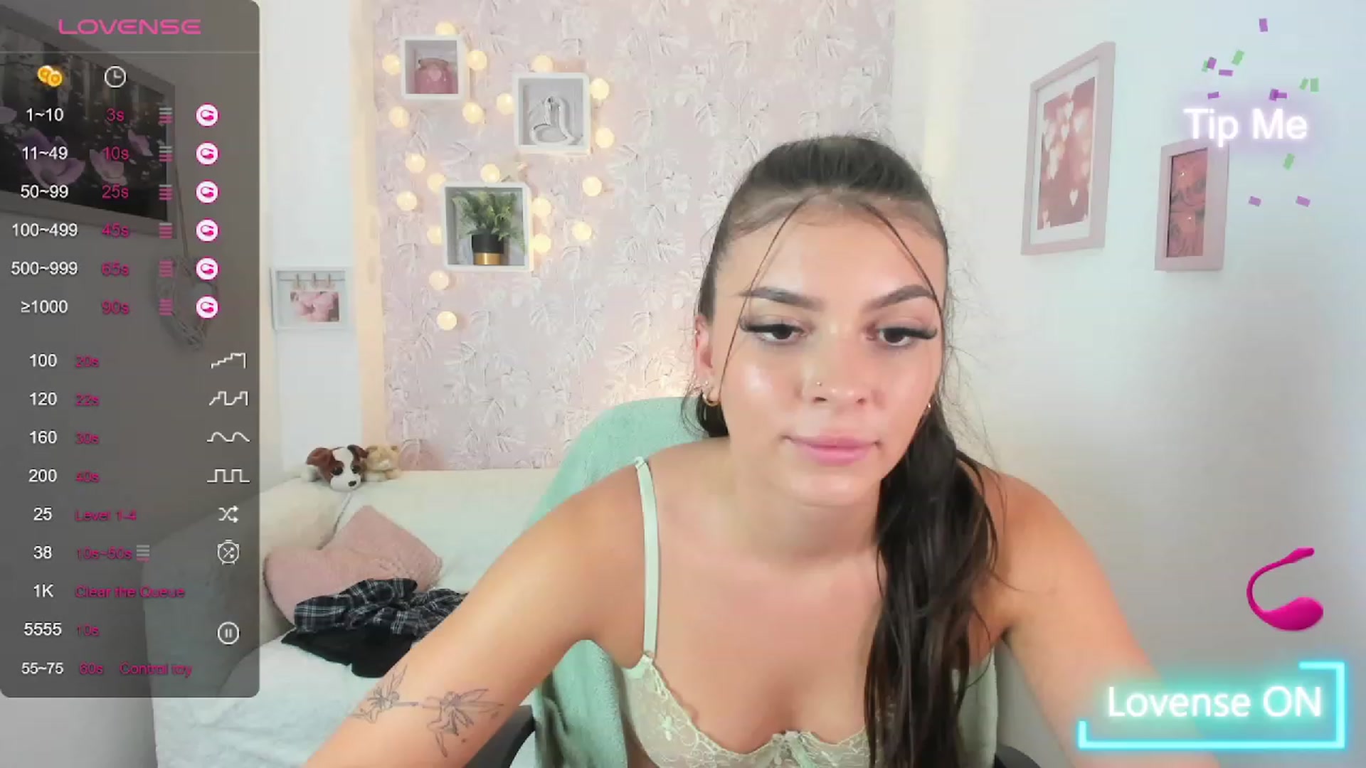 Gallery image thumbnail from Lana_Grey18's myfreecams stream on, 08/18/2023, 16:54 image 16 of 20