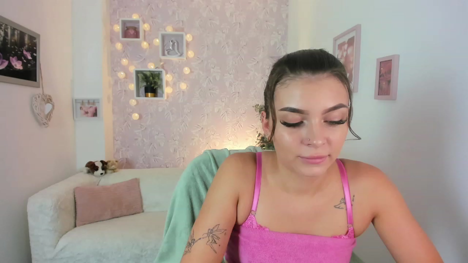 Gallery image thumbnail from Lana_Grey18's myfreecams stream on, 08/24/2023, 16:46 image 2 of 20