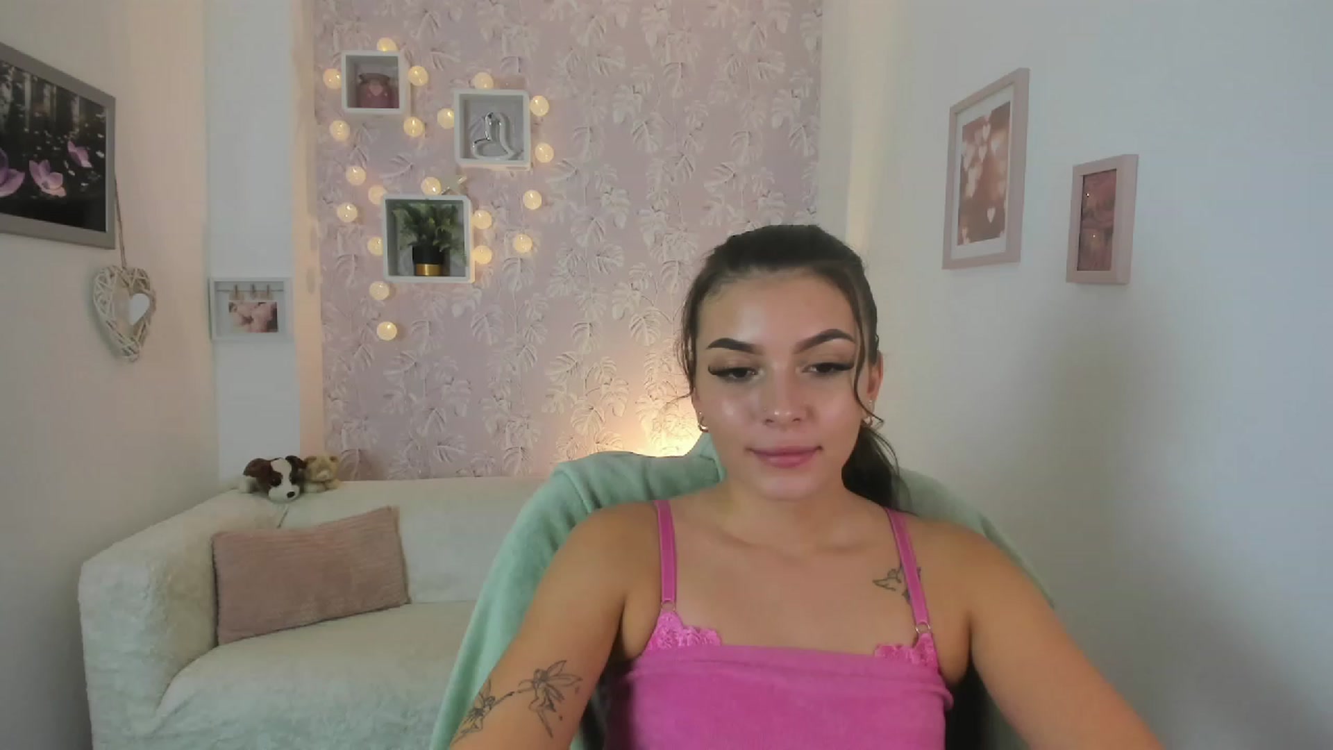 Gallery image thumbnail from Lana_Grey18's myfreecams stream on, 08/24/2023, 16:46 image 6 of 20