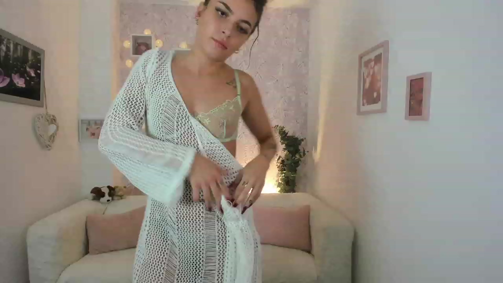 Gallery image thumbnail from Lana_Grey18's myfreecams stream on, 08/25/2023, 16:36 image 7 of 20