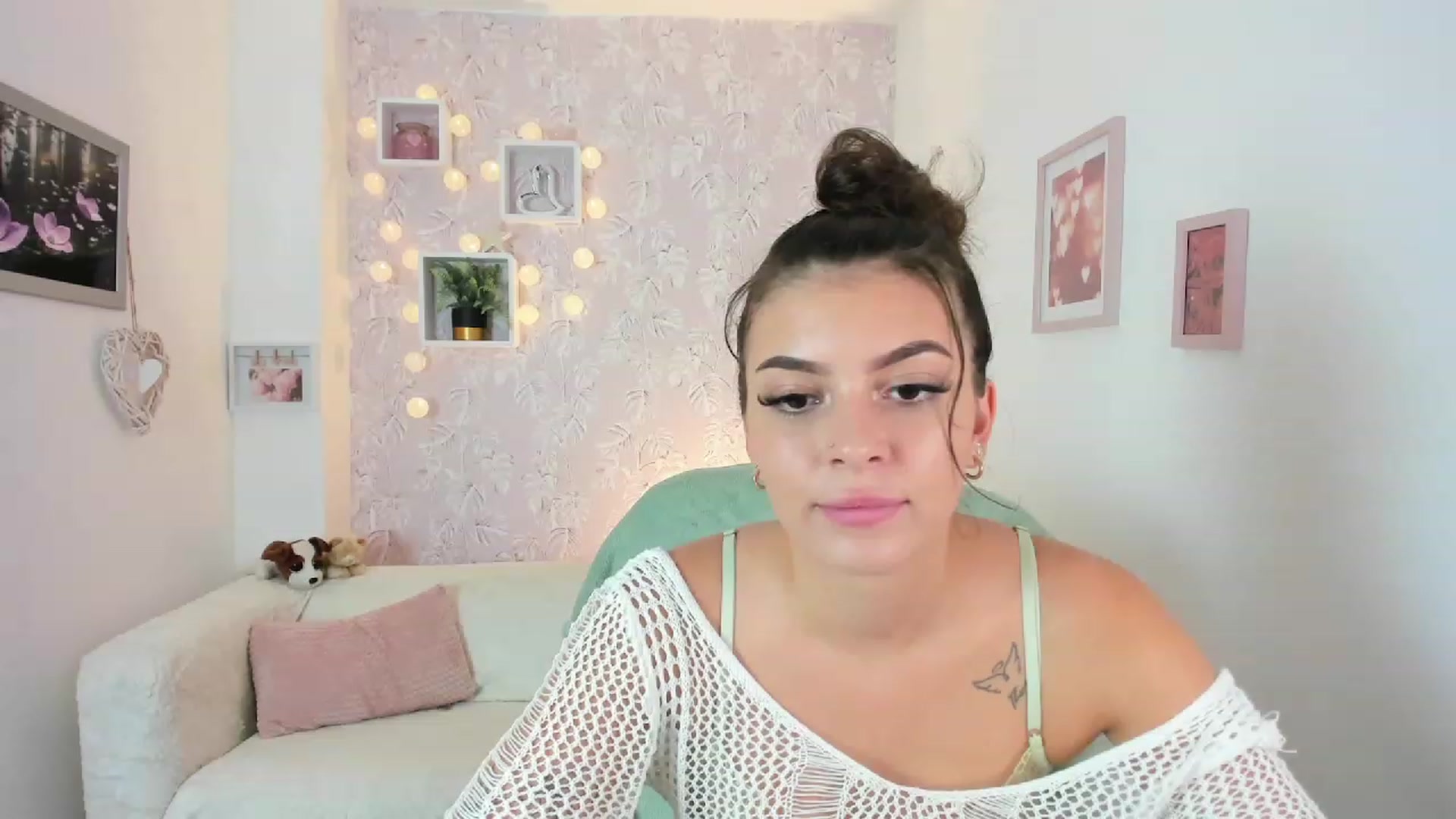 Gallery image thumbnail from Lana_Grey18's myfreecams stream on, 08/25/2023, 16:36 image 8 of 20