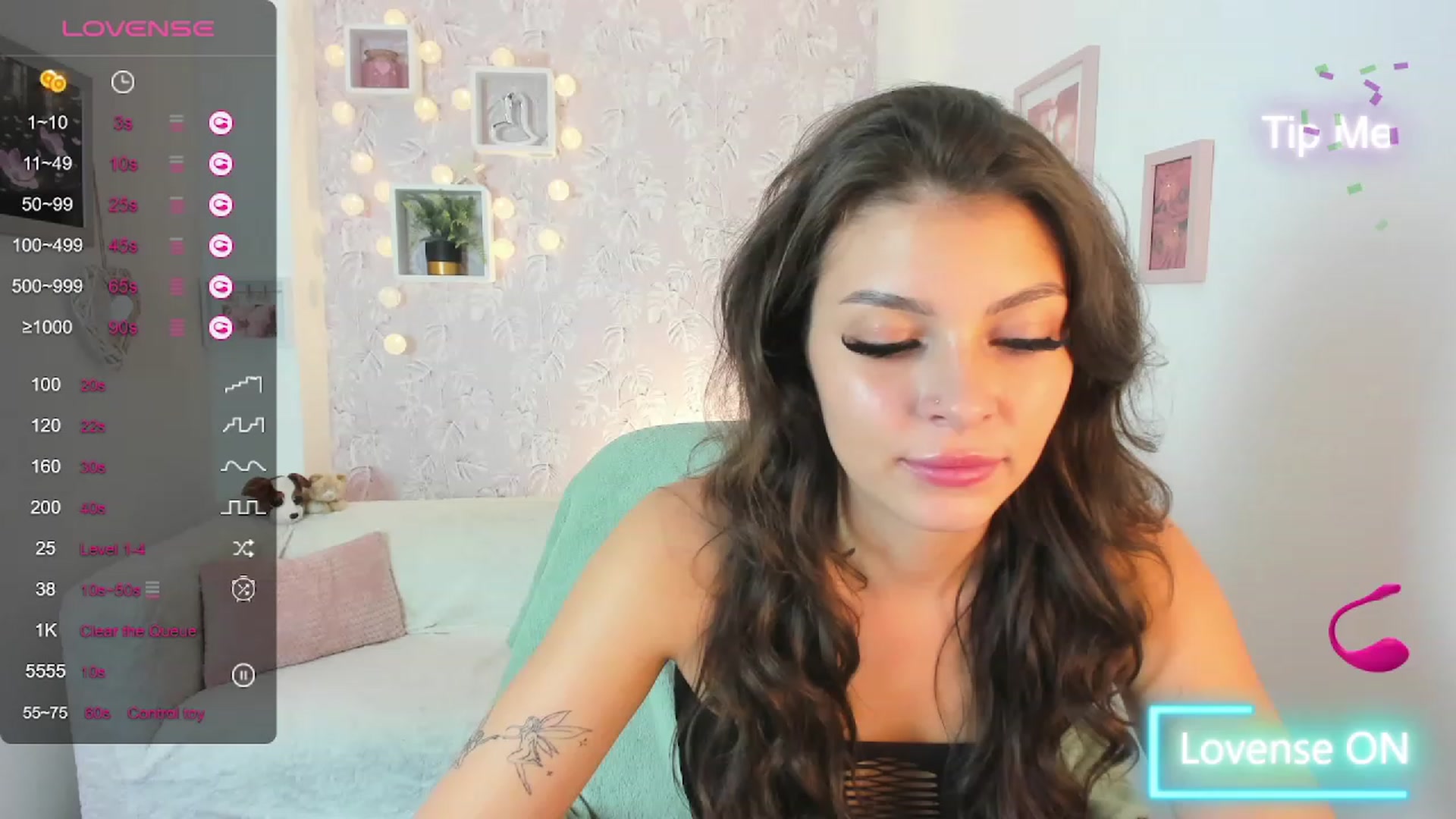 Gallery image thumbnail from Lana_Grey18's myfreecams stream on, 08/31/2023, 13:55 image 2 of 20