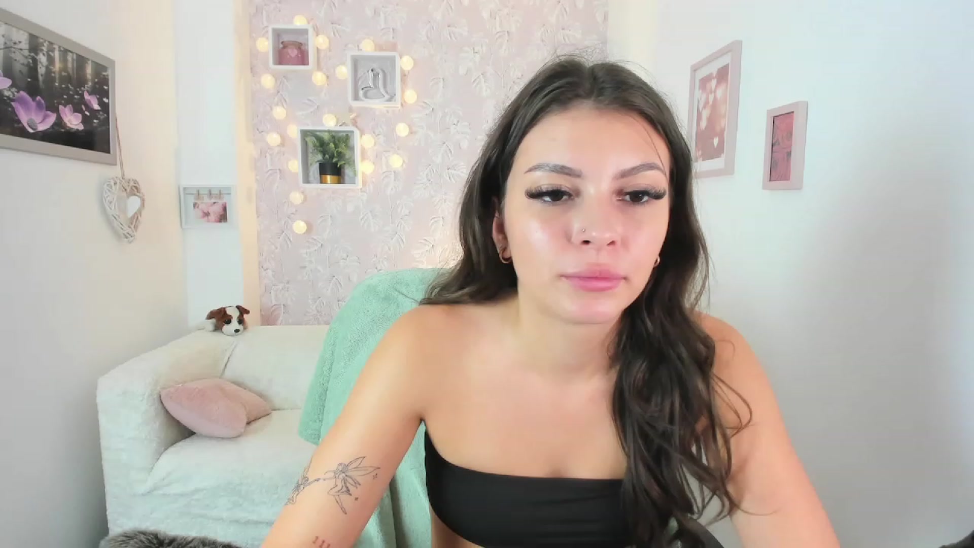 Gallery image thumbnail from Lana_Grey18's myfreecams stream on, 09/01/2023, 11:35 image 14 of 20