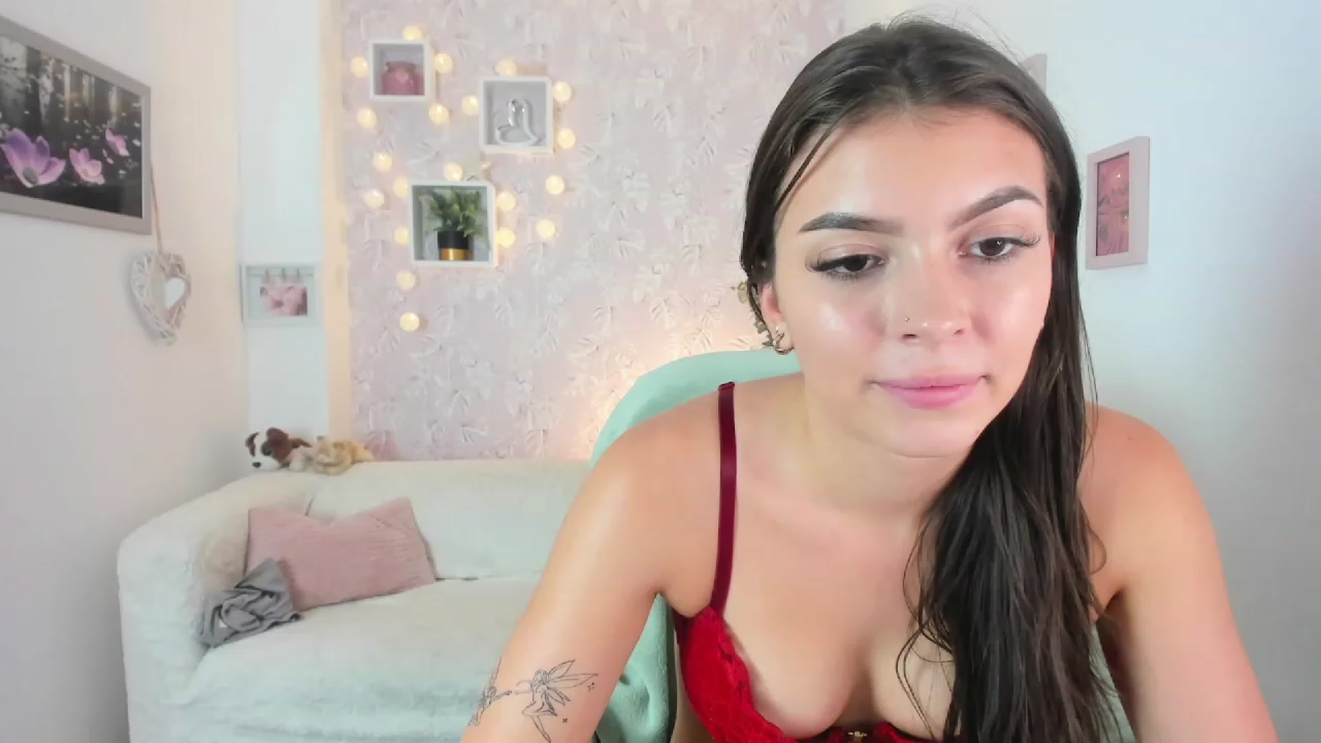 Gallery image thumbnail from Lana_Grey18's myfreecams stream on, 09/12/2023, 18:14 image 15 of 20