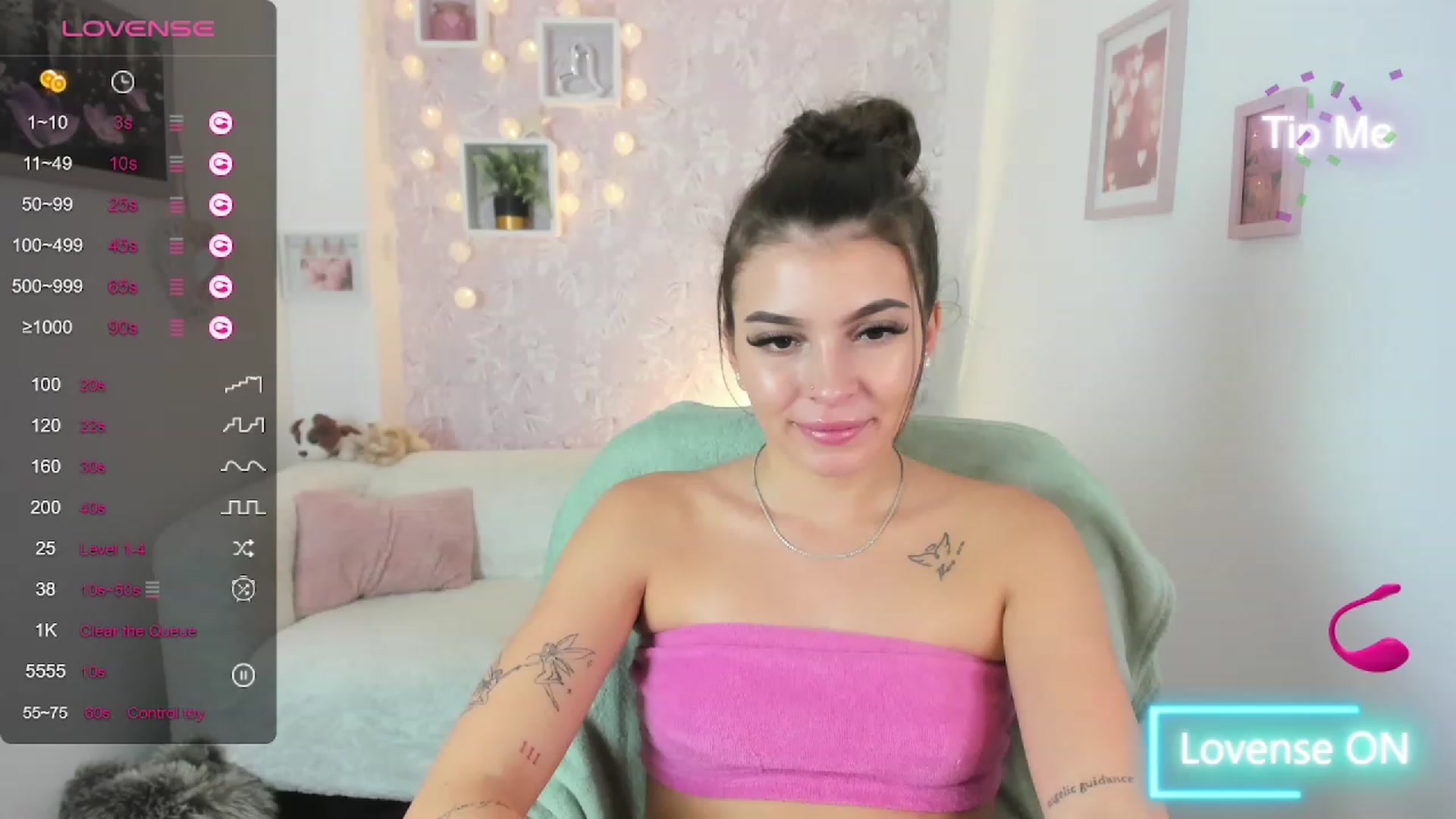 Gallery image thumbnail from Lana_Grey18's myfreecams stream on, 09/19/2023, 15:37 image 8 of 20