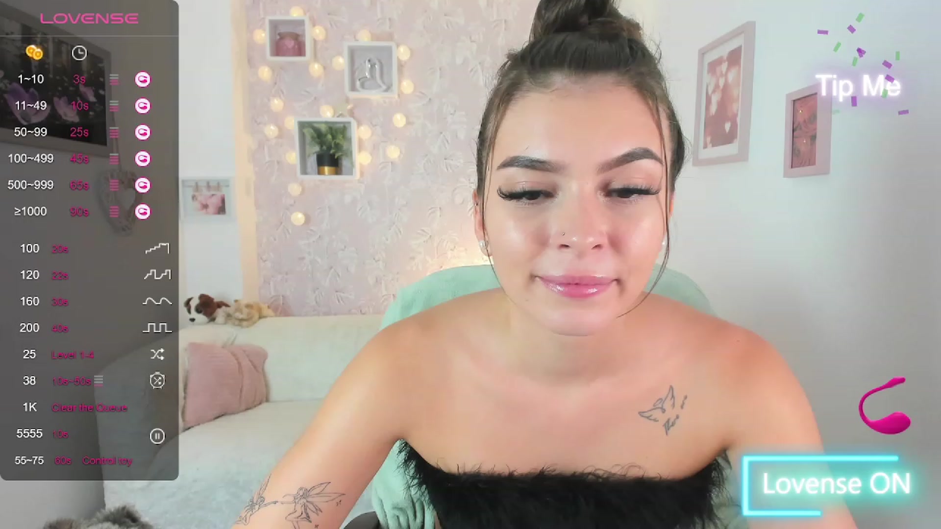Gallery image thumbnail from Lana_Grey18's myfreecams stream on, 09/22/2023, 17:13 image 6 of 20
