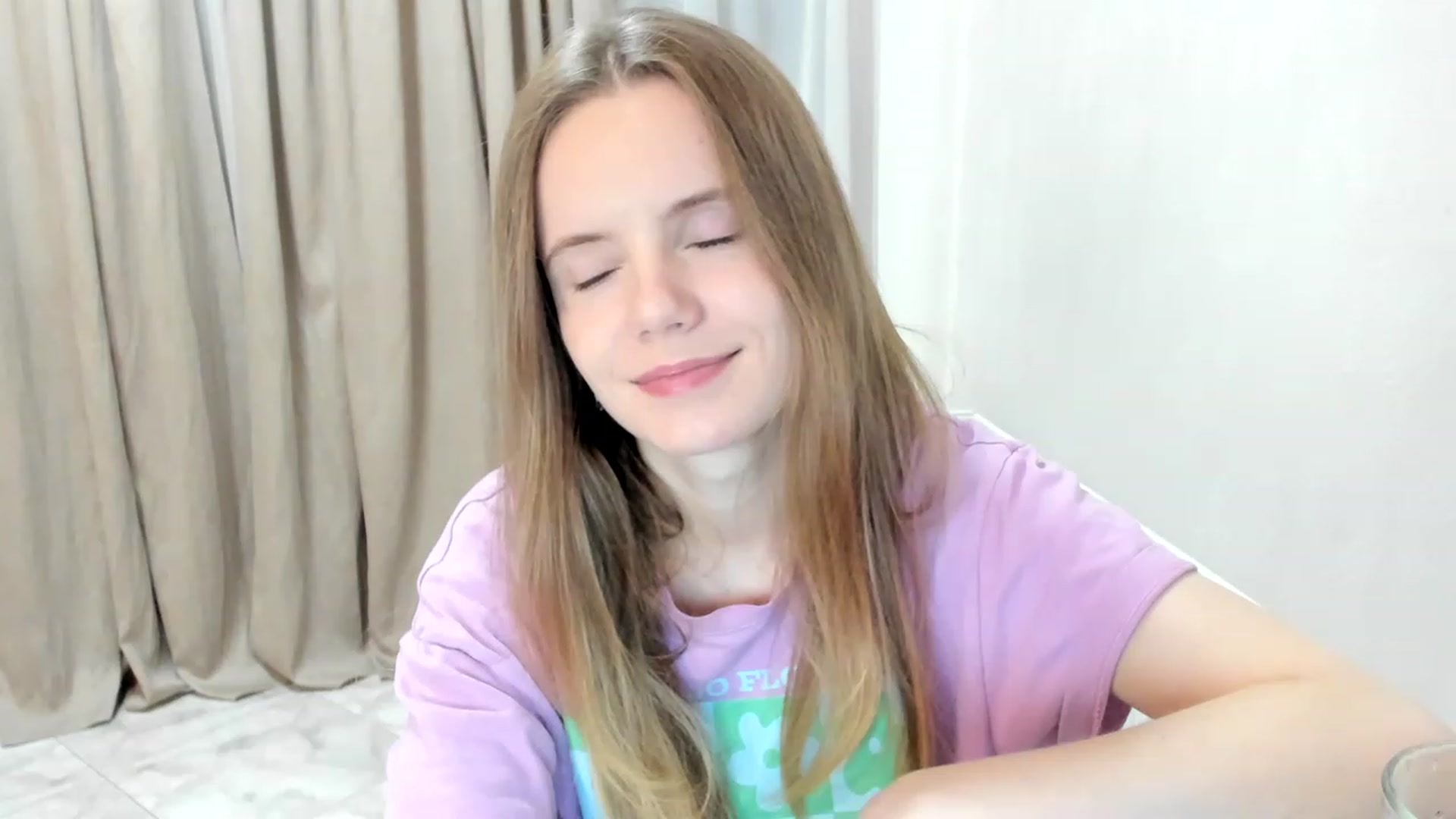 Gallery image thumbnail from Lana_Kitty20's myfreecams stream on, 11/19/2022, 20:15 image 3 of 20