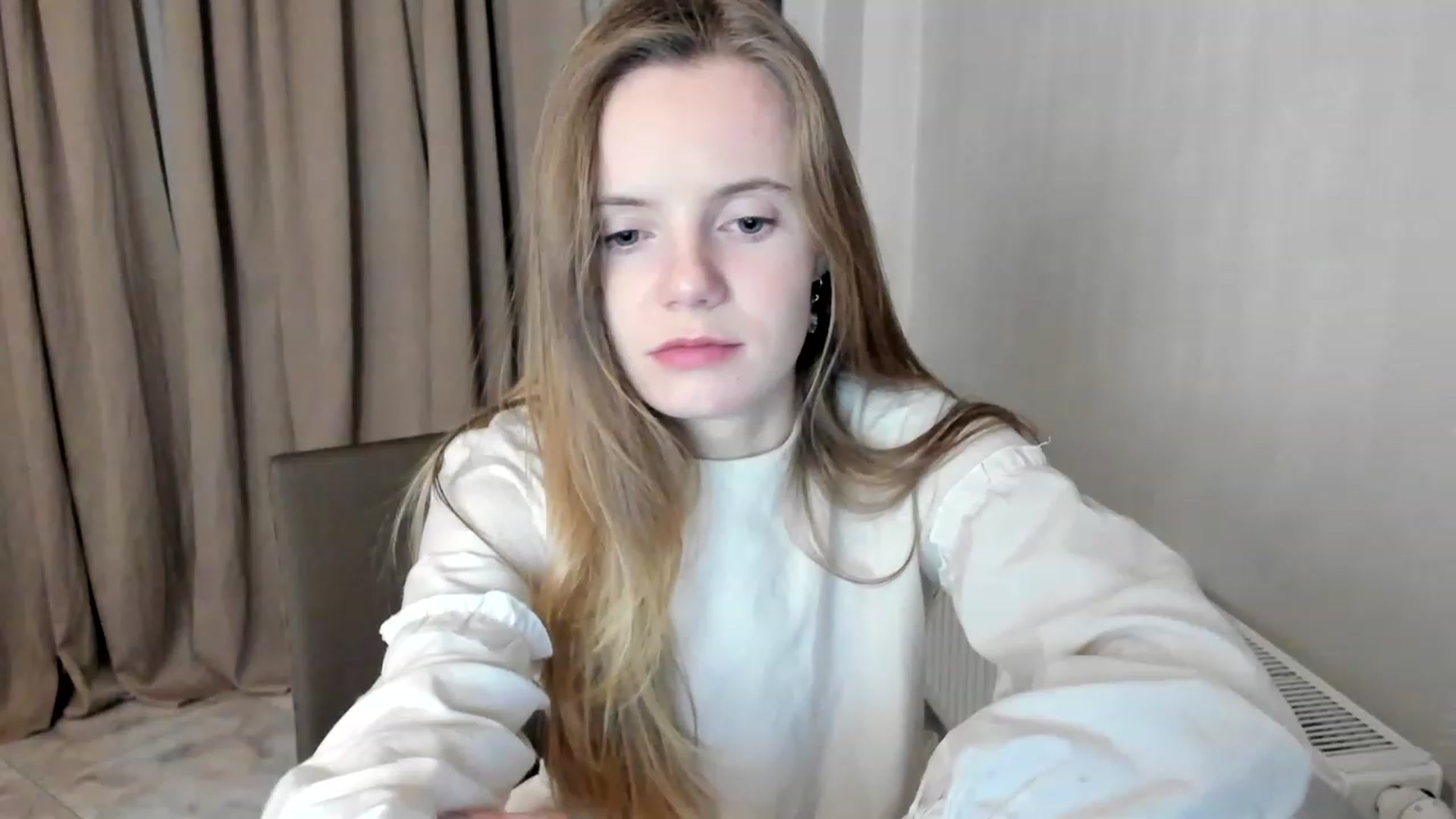 Gallery image thumbnail from Lana_Kitty20's myfreecams stream on, 11/19/2022, 22:43 image 19 of 20