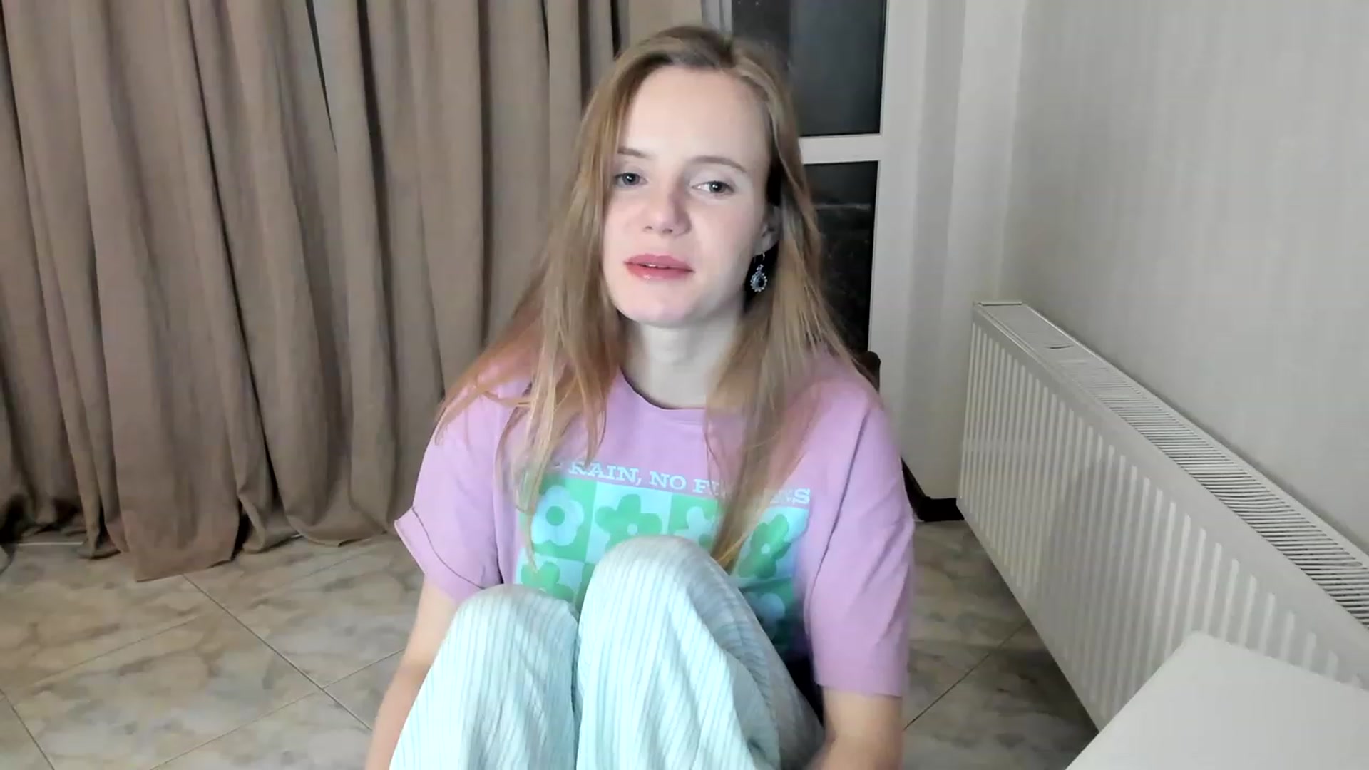 Gallery image thumbnail from Lana_Kitty20's myfreecams stream on, 11/19/2022, 22:43 image 2 of 20