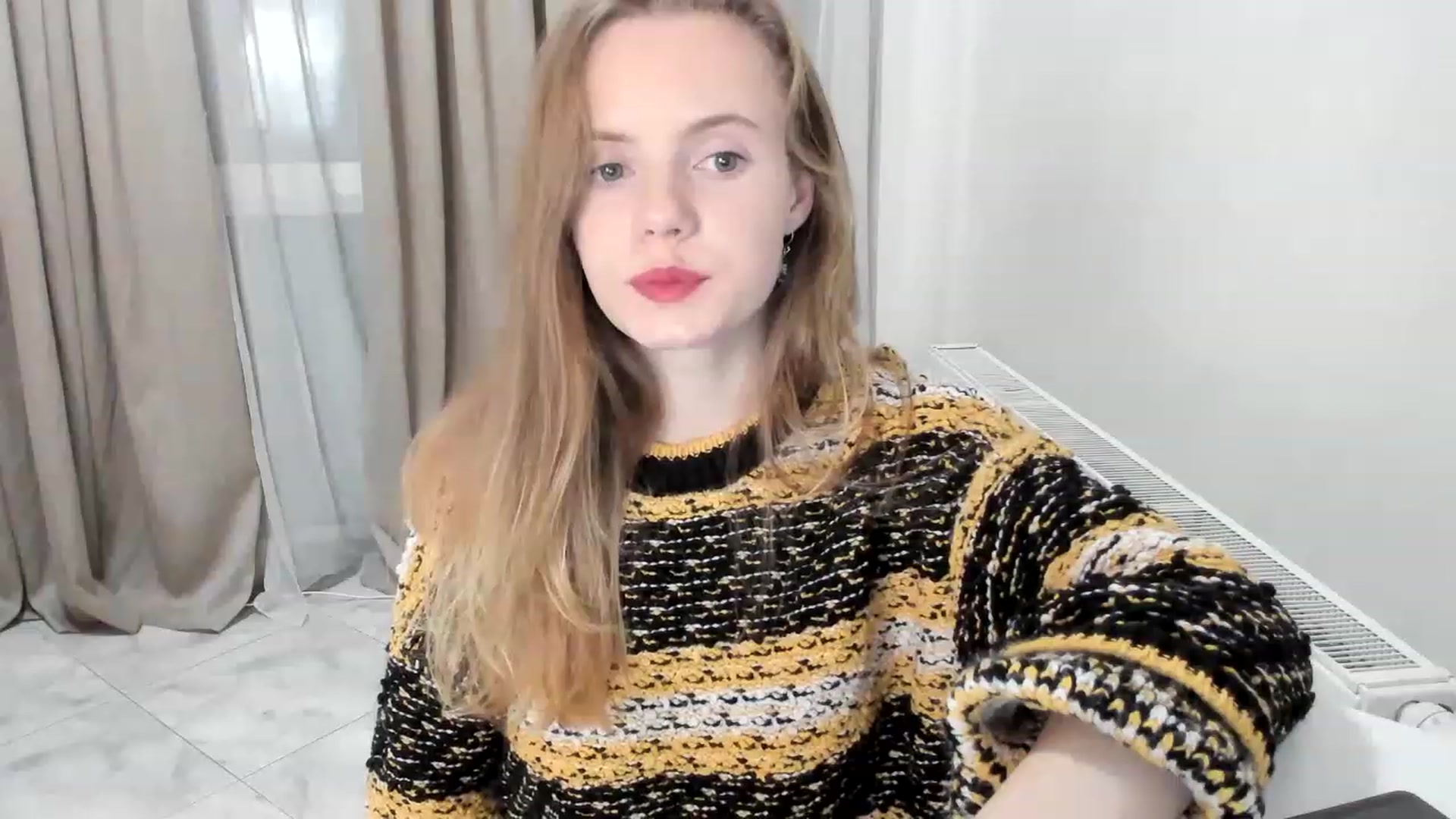 Gallery image thumbnail from Lana_Kitty20's myfreecams stream on, 11/20/2022, 19:54 image 4 of 20