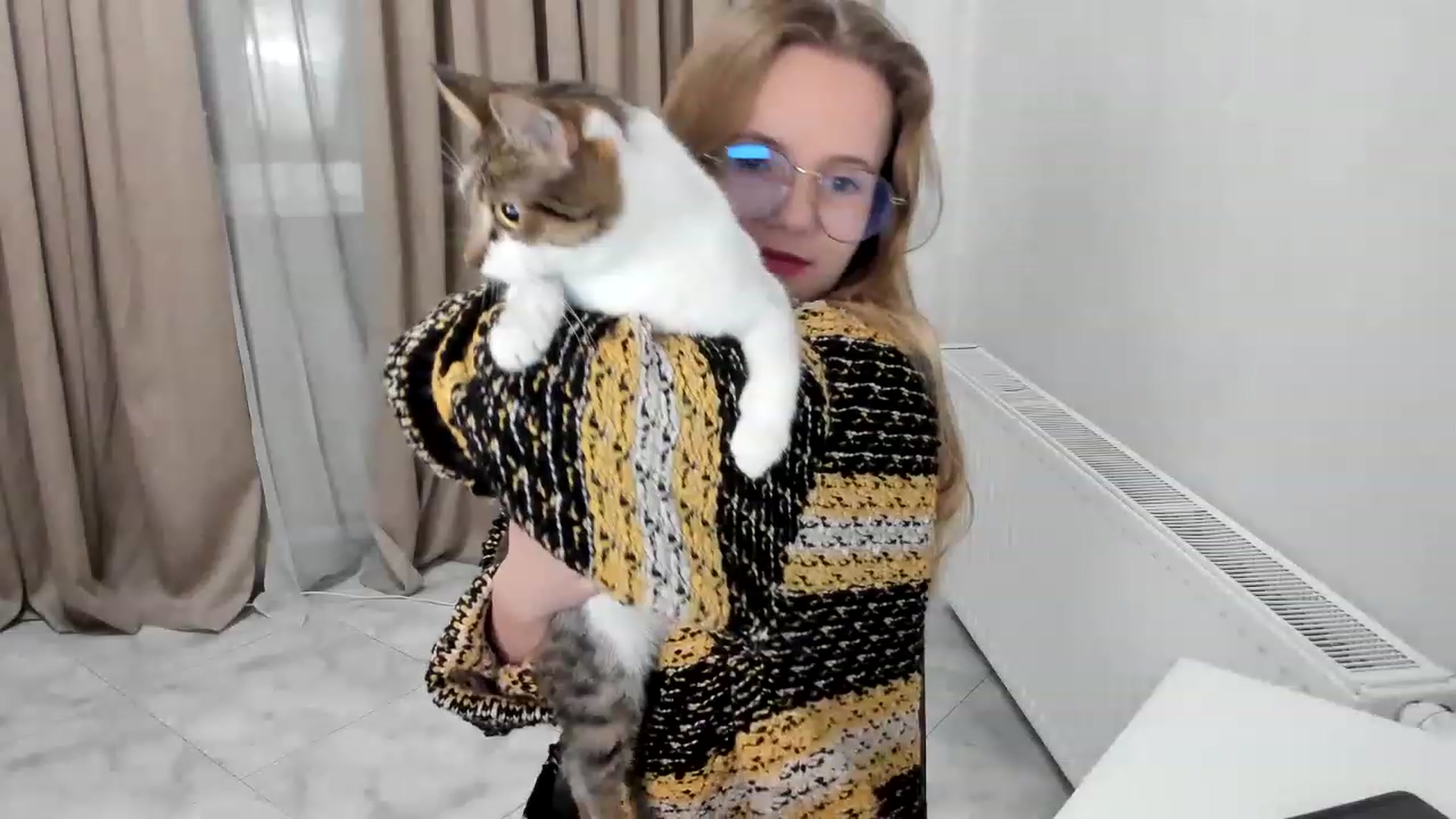 Gallery image thumbnail from Lana_Kitty20's myfreecams stream on, 11/20/2022, 19:54 image 7 of 20