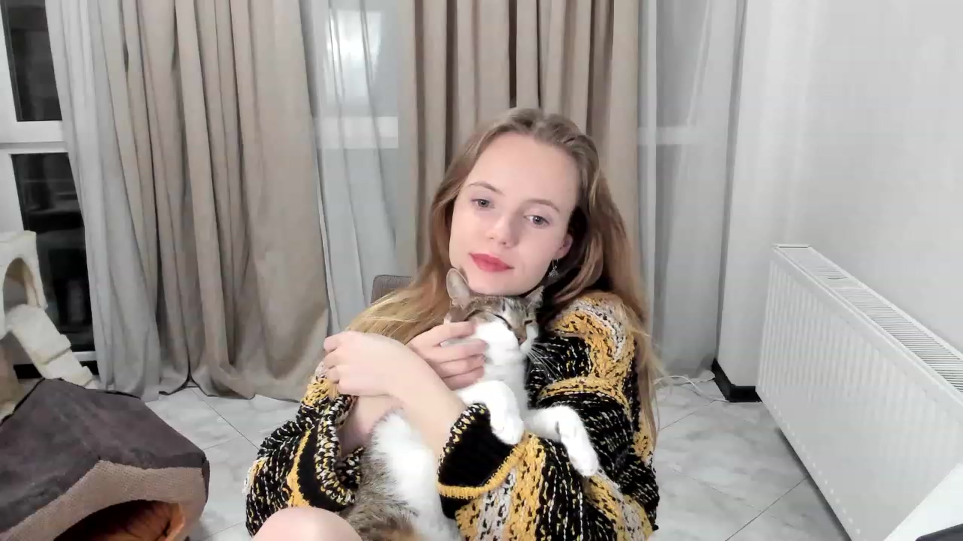 Gallery image thumbnail from Lana_Kitty20's myfreecams stream on, 11/21/2022, 24:28 image 6 of 20