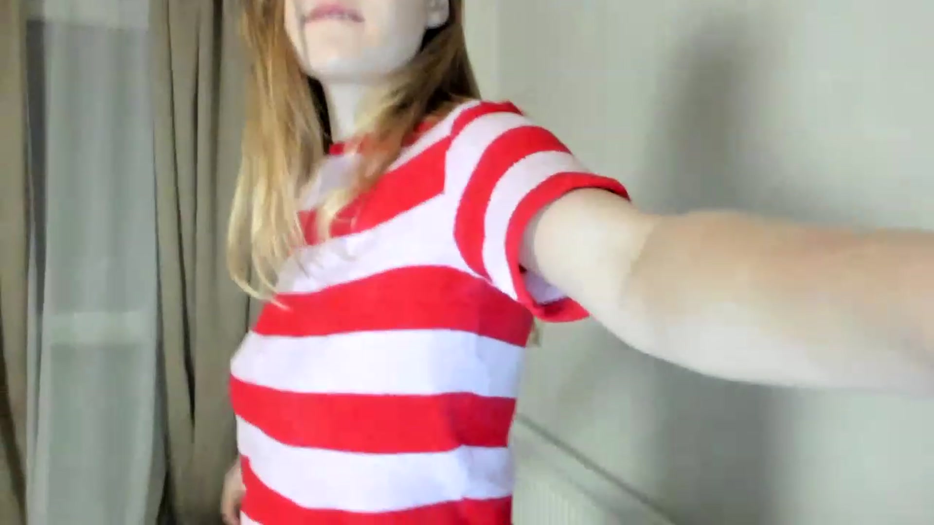 Gallery image thumbnail from Lana_Kitty20's myfreecams stream on, 12/04/2022, 02:20 image 9 of 20