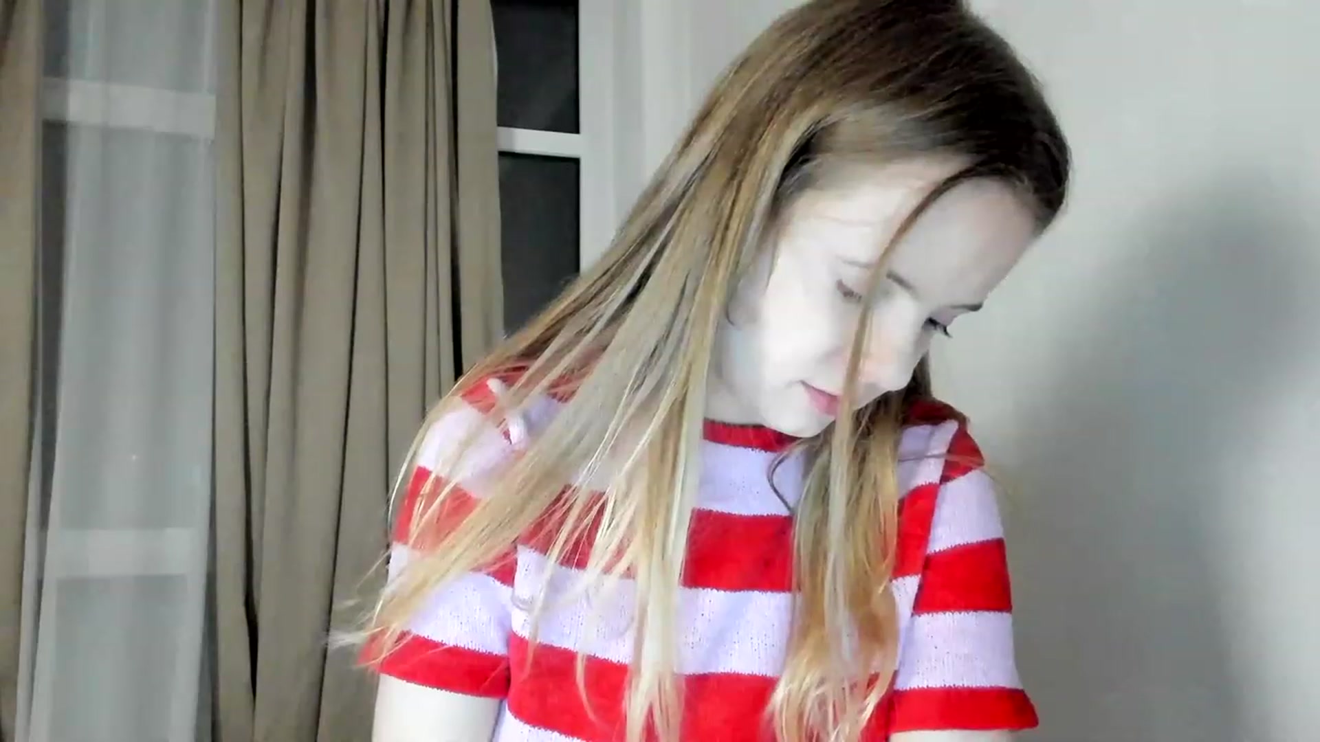 Gallery image thumbnail from Lana_Kitty20's myfreecams stream on, 12/04/2022, 02:20 image 11 of 20