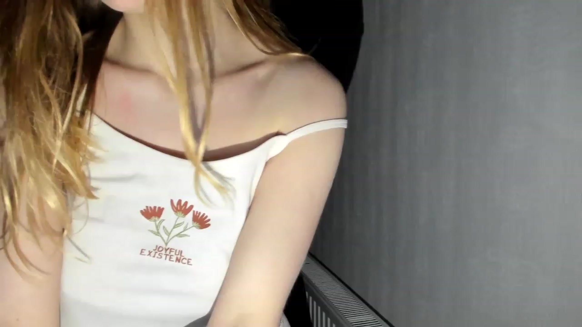 Gallery image thumbnail from Lana_Kitty20's myfreecams stream on, 12/06/2022, 24:11 image 16 of 20