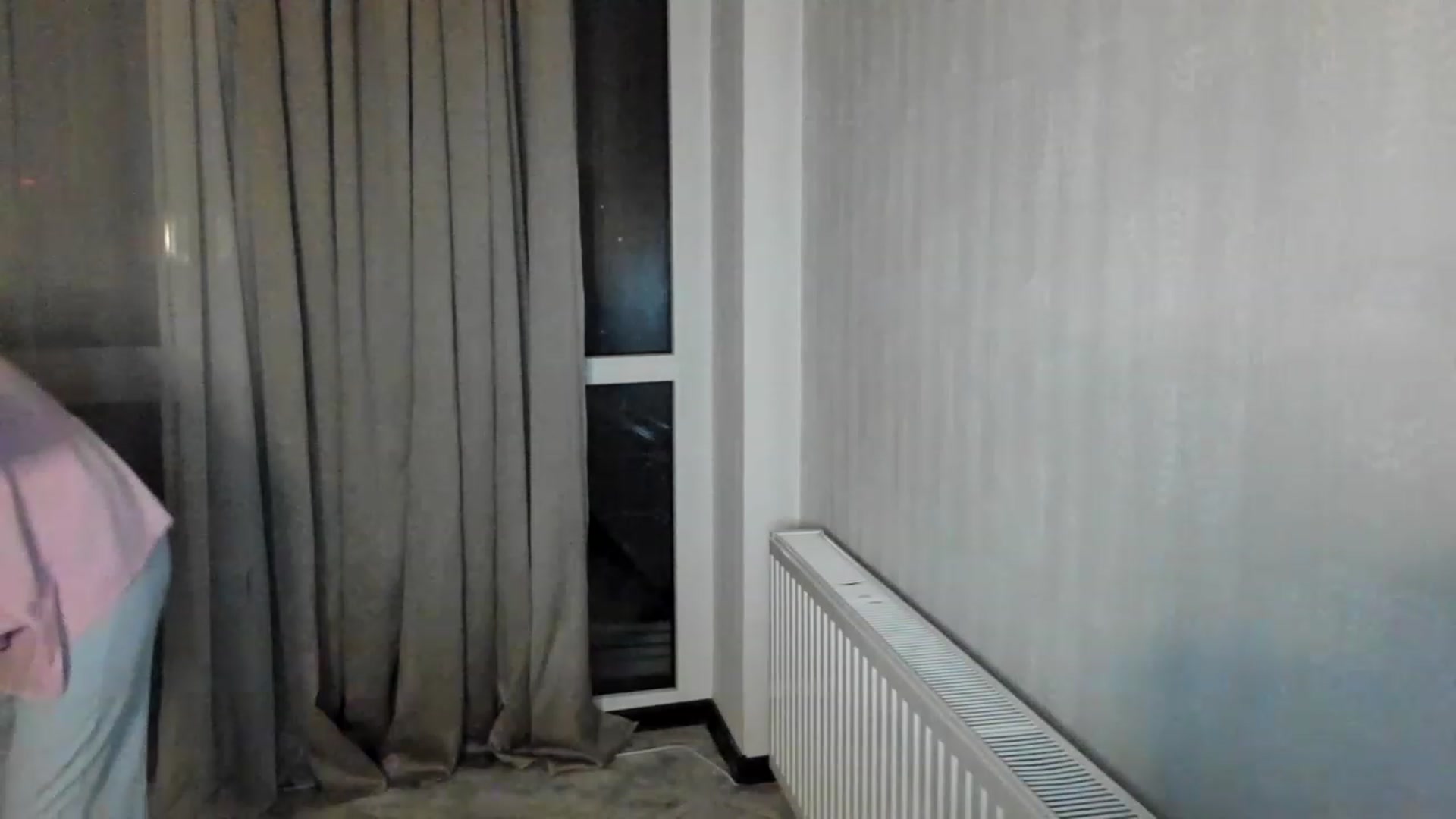 Gallery image thumbnail from Lana_Kitty20's myfreecams stream on, 12/18/2022, 24:43 image 11 of 20