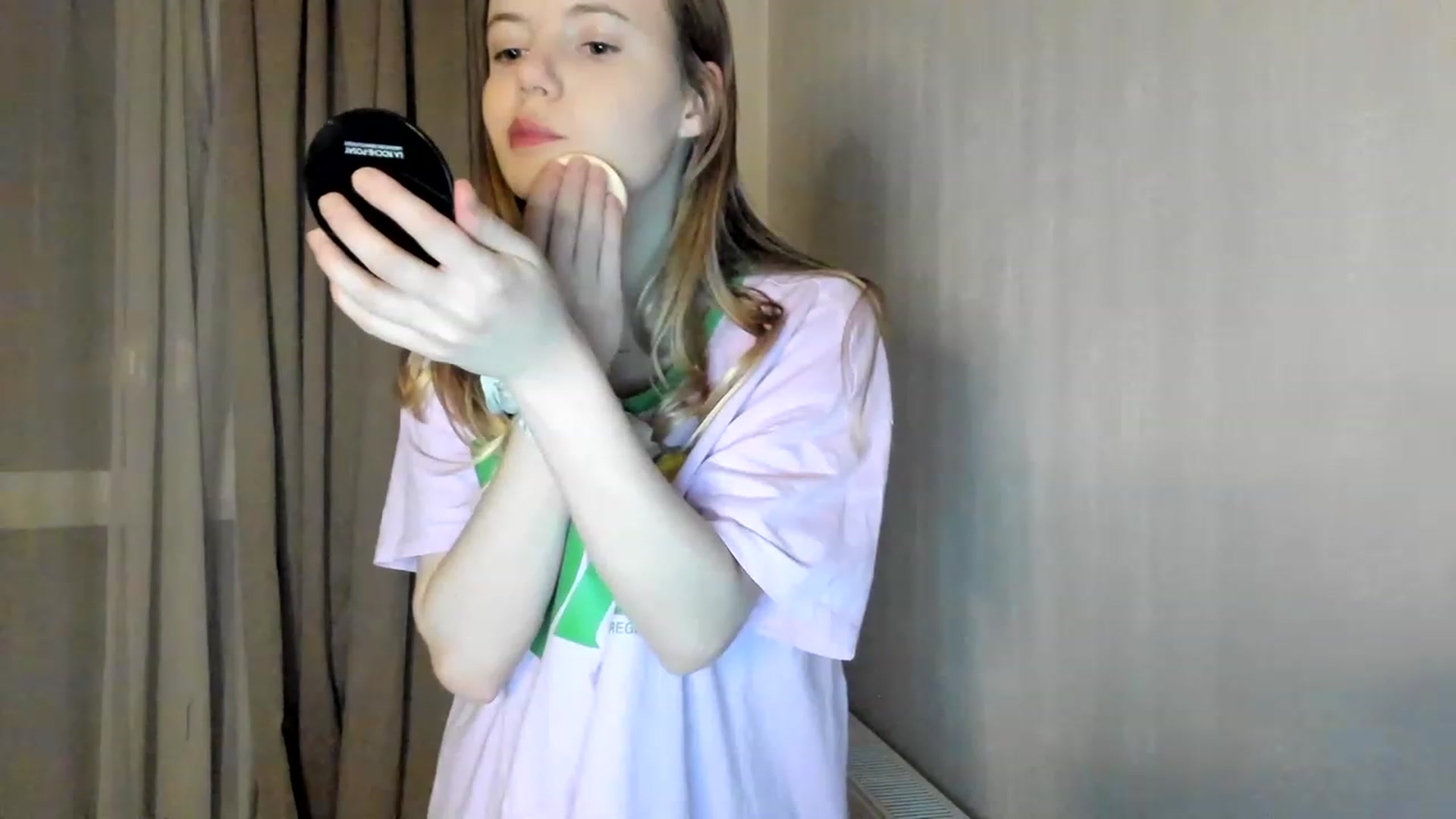 Gallery image thumbnail from Lana_Kitty20's myfreecams stream on, 12/18/2022, 24:59 image 2 of 20