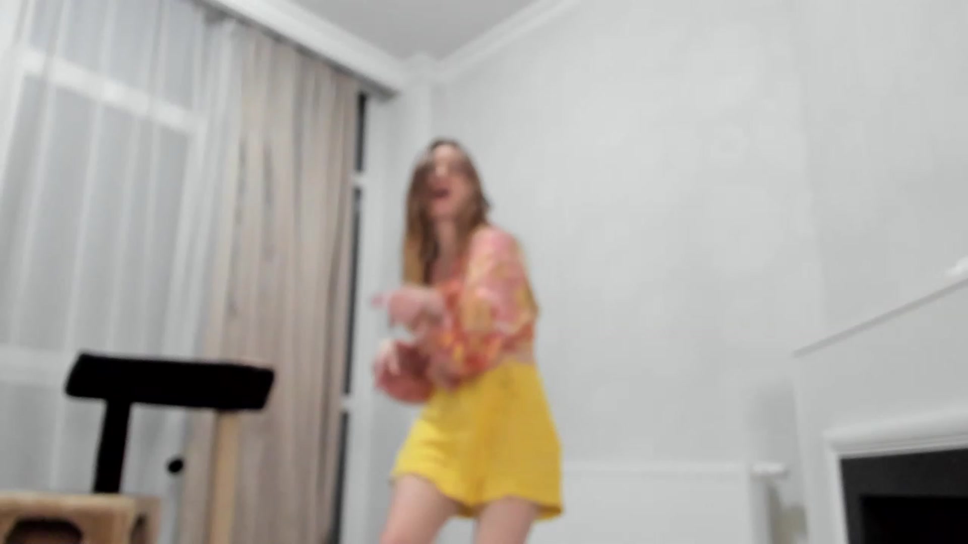 Gallery image thumbnail from Lana_Kitty20's myfreecams stream on, 01/13/2023, 24:01 image 5 of 20