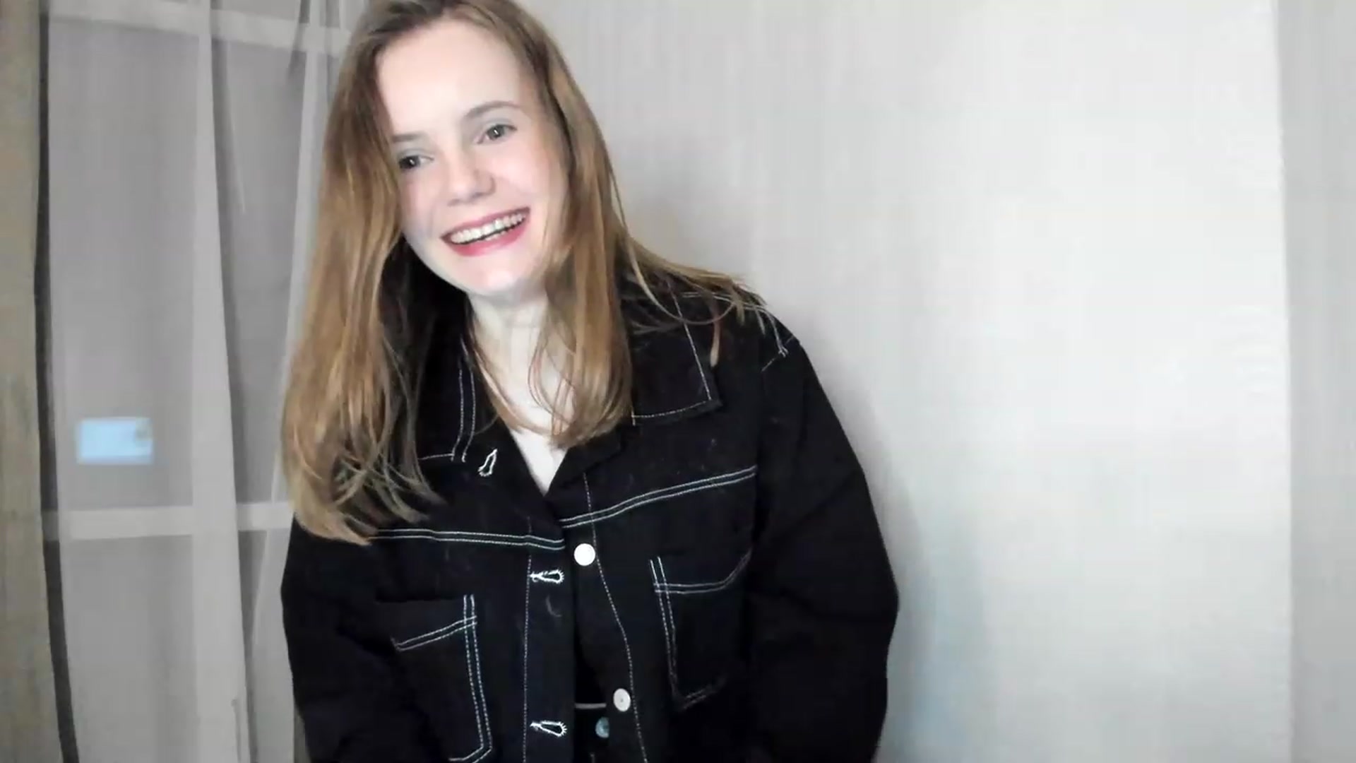 Gallery image thumbnail from Lana_Kitty20's myfreecams stream on, 04/12/2023, 22:30 image 13 of 20