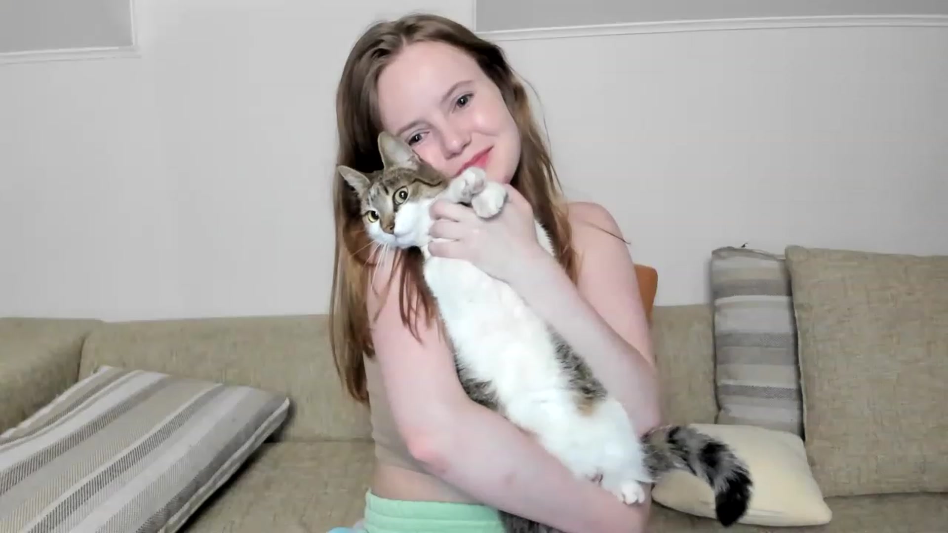 Gallery image thumbnail from Lana_Kitty20's myfreecams stream on, 08/09/2023, 19:34 image 12 of 20