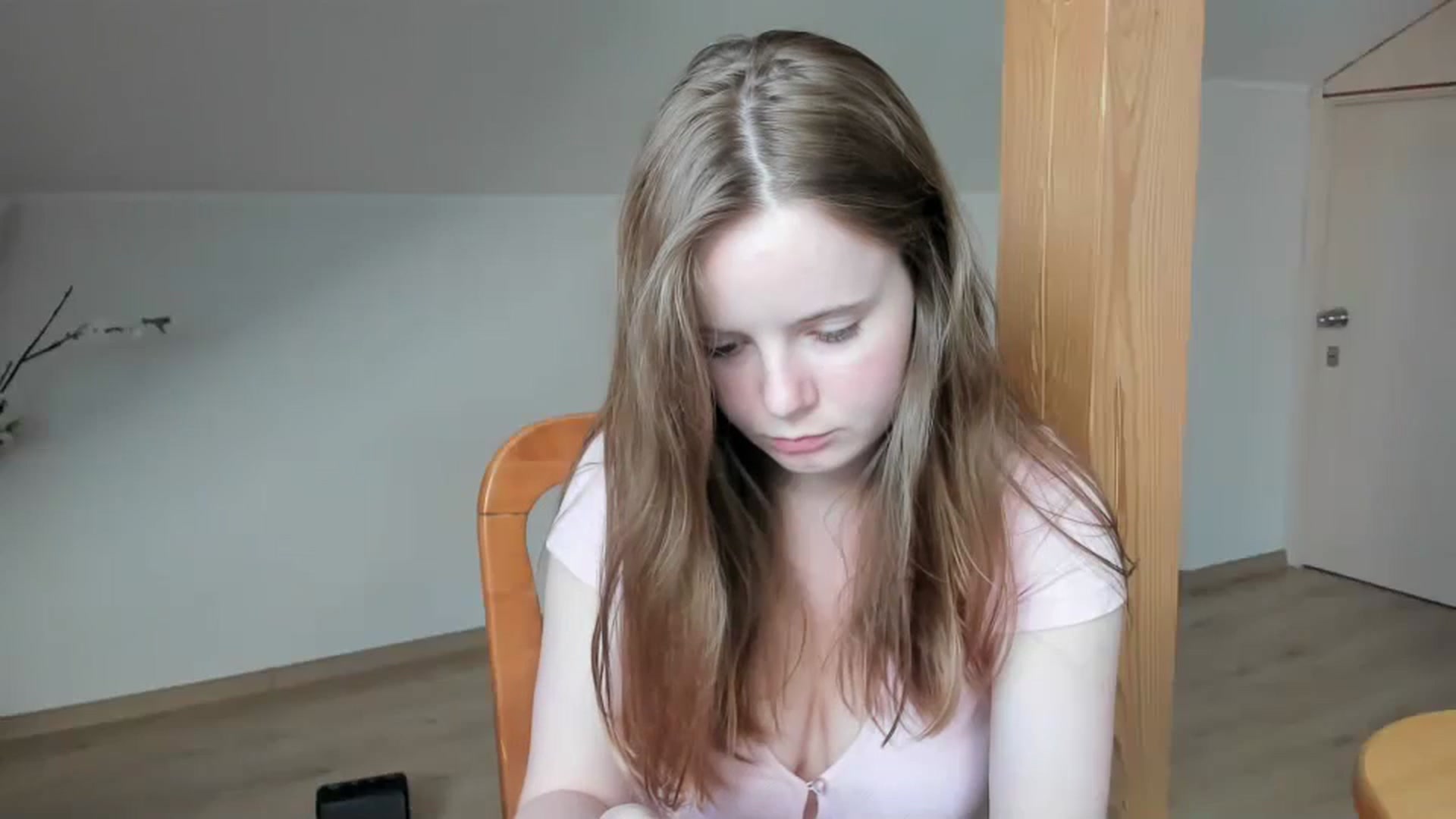 Gallery image thumbnail from Lana_Kitty20's myfreecams stream on, 09/08/2023, 14:55 image 17 of 20