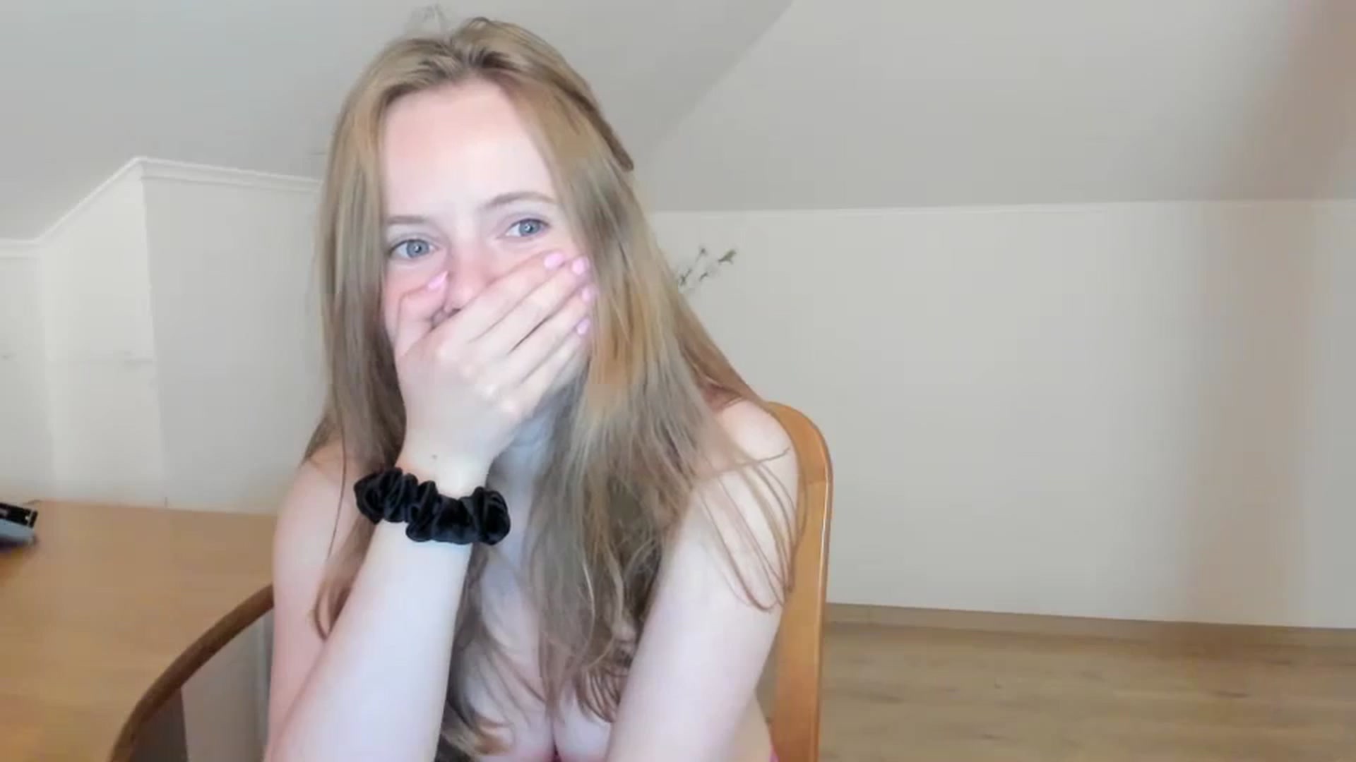 Gallery image thumbnail from Lana_Kitty20's myfreecams stream on, 09/28/2023, 19:41 image 19 of 20