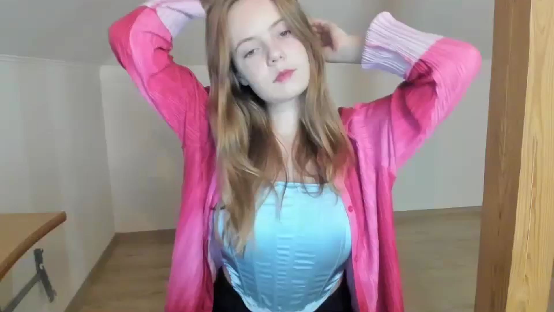 Gallery image thumbnail from Lana_Kitty20's myfreecams stream on, 10/31/2023, 18:09 image 1 of 20