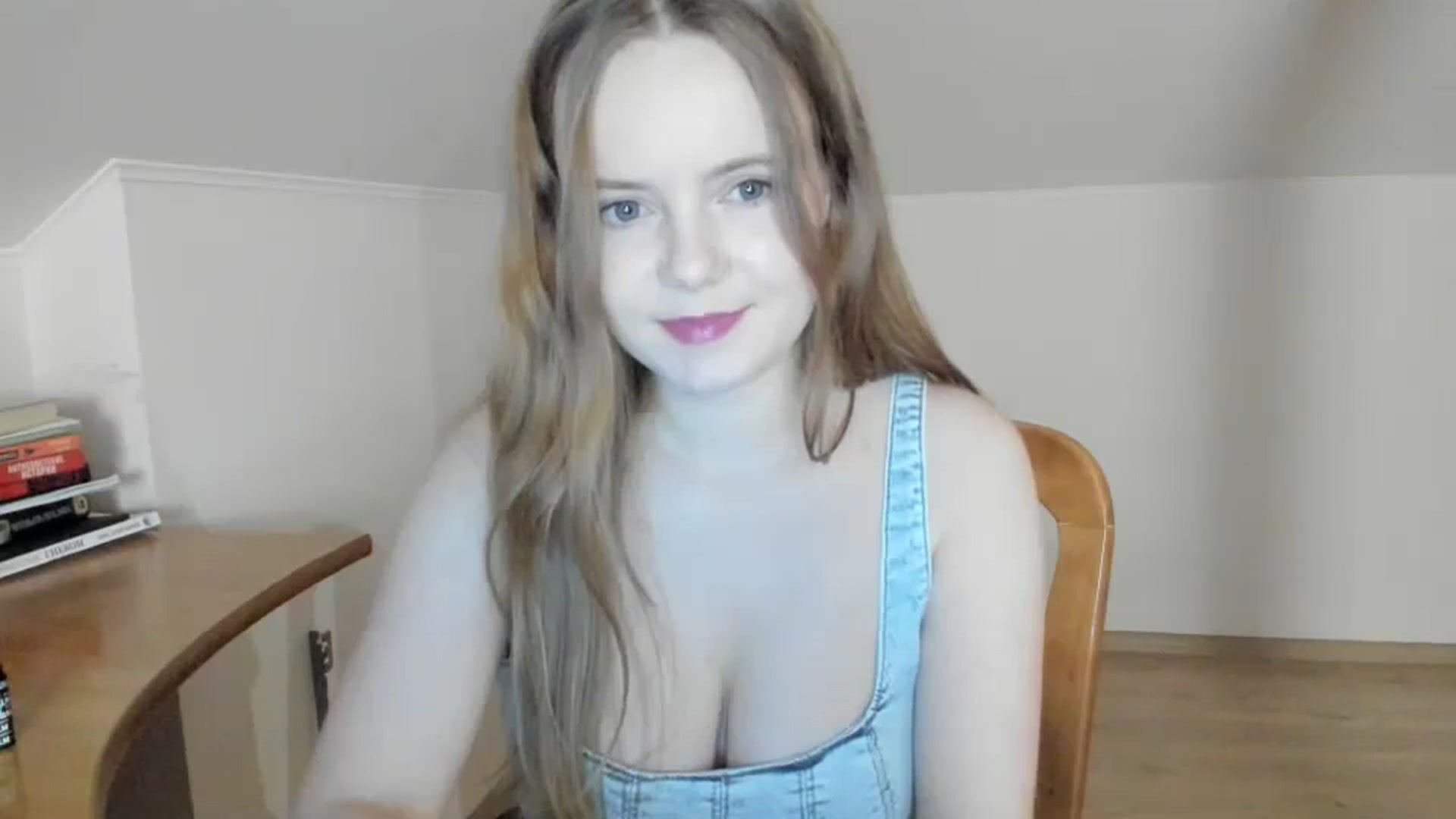 Gallery image thumbnail from Lana_Kitty20's myfreecams stream on, 11/14/2023, 15:50 image 7 of 20