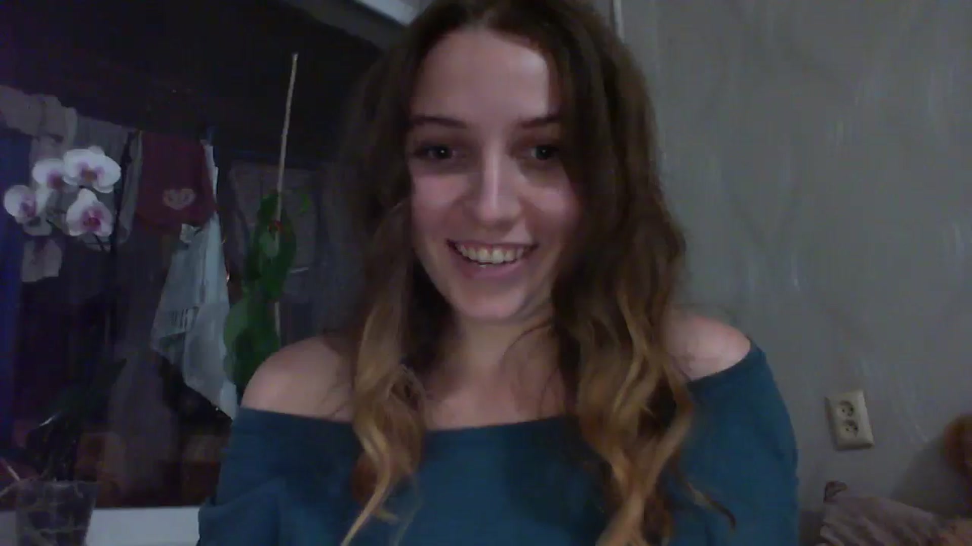 Gallery image thumbnail from Lana_Lasagna's myfreecams stream on, 09/10/2023, 18:39 image 16 of 20