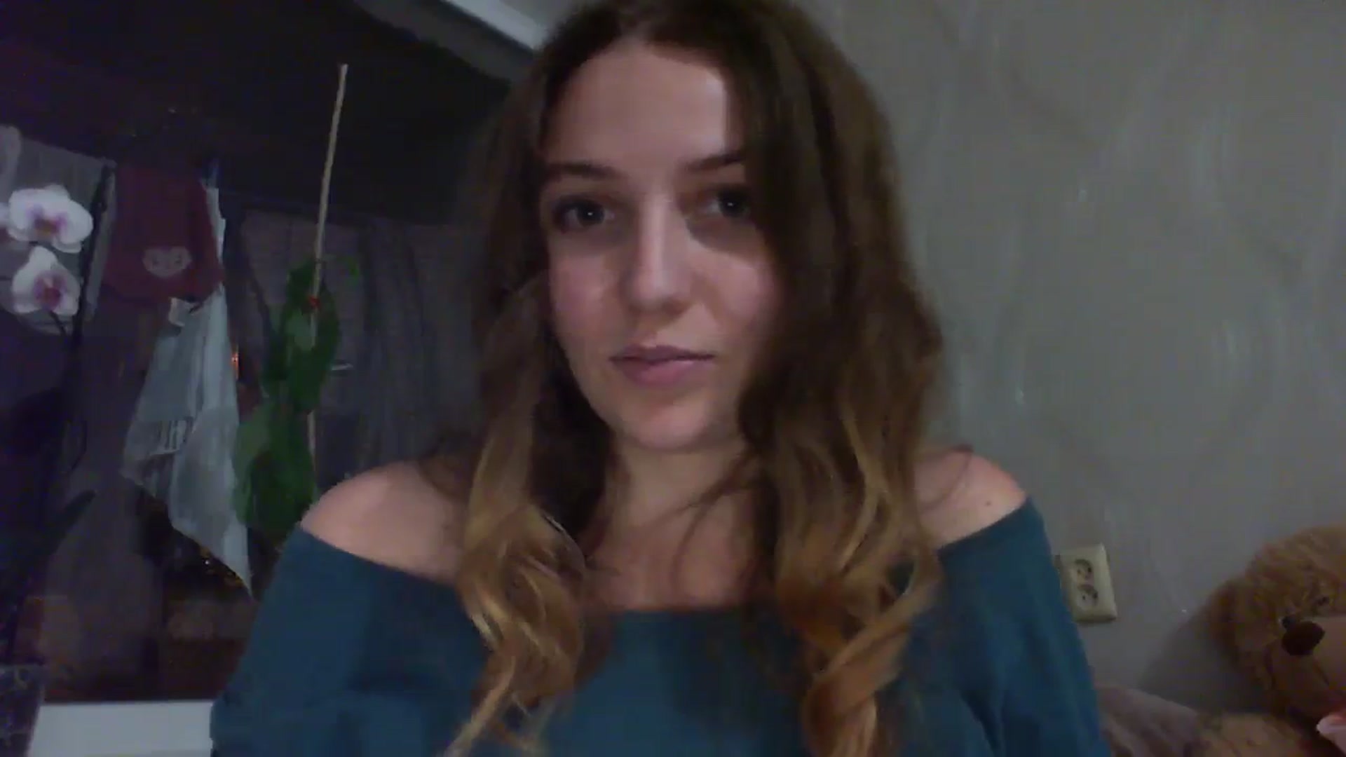 Gallery image thumbnail from Lana_Lasagna's myfreecams stream on, 09/10/2023, 18:39 image 12 of 20
