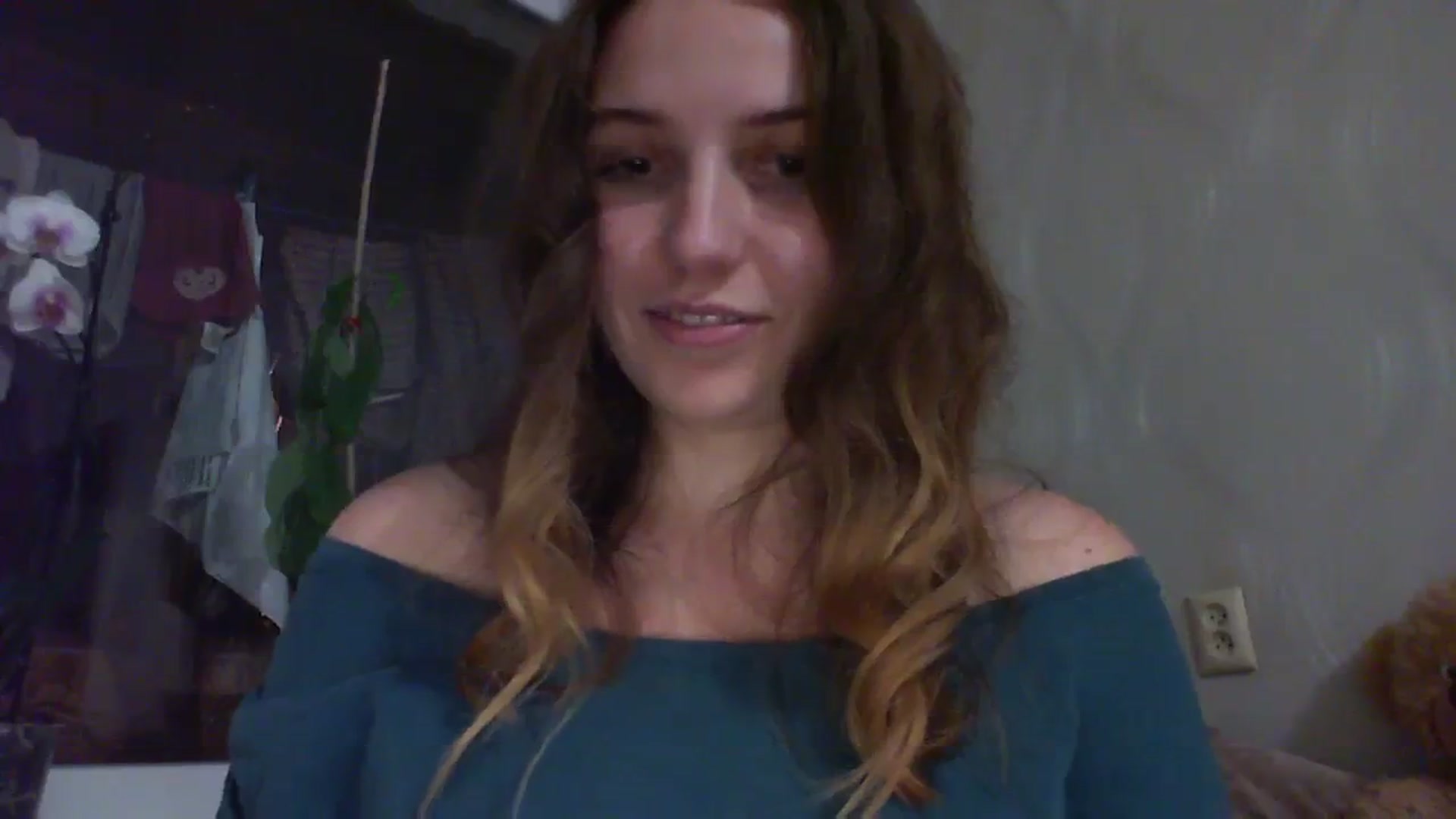 Gallery image thumbnail from Lana_Lasagna's myfreecams stream on, 09/10/2023, 18:39 image 11 of 20