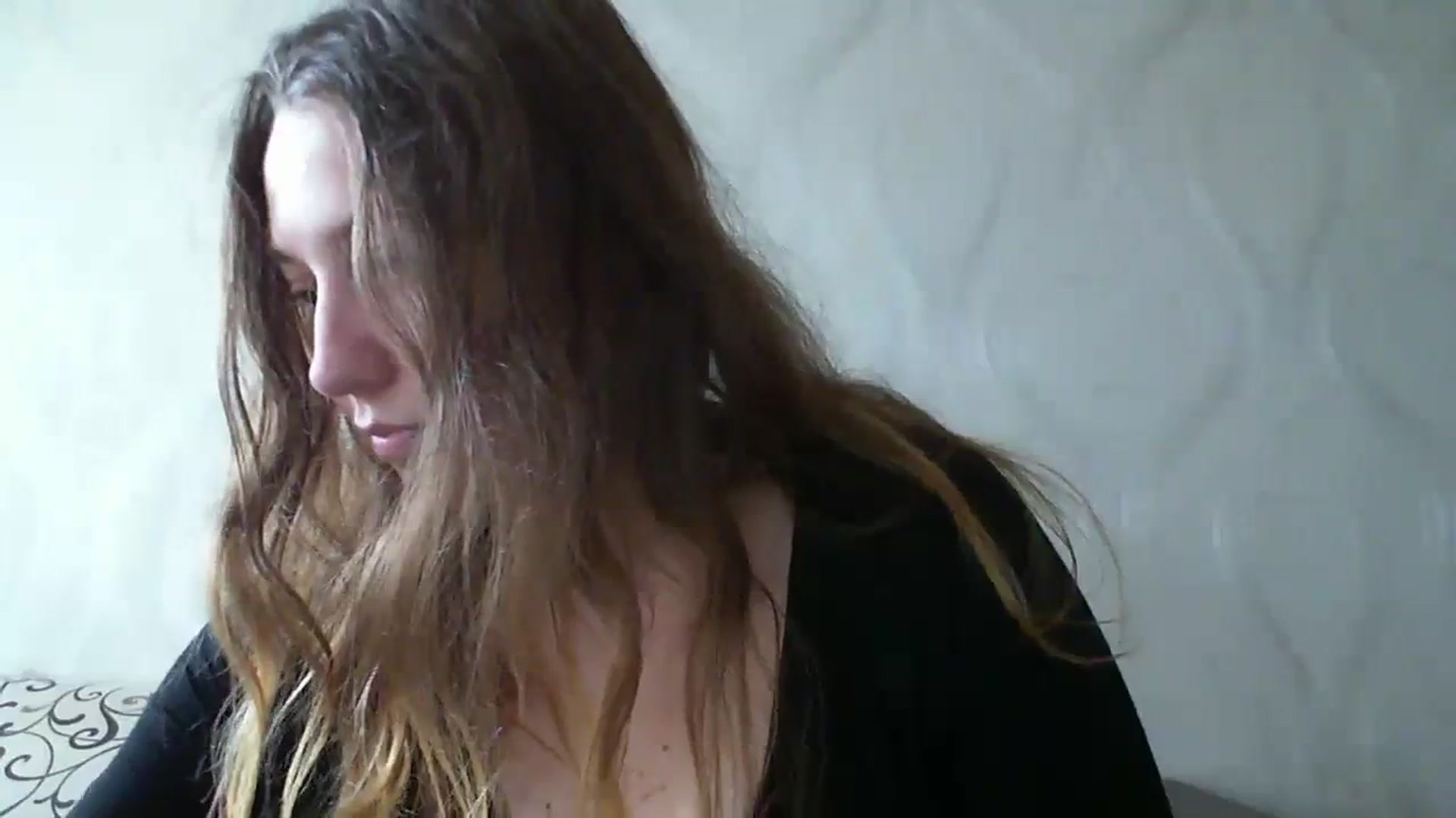 Gallery image thumbnail from Lana_Lasagna's myfreecams stream on, 10/17/2023, 12:20 image 4 of 20