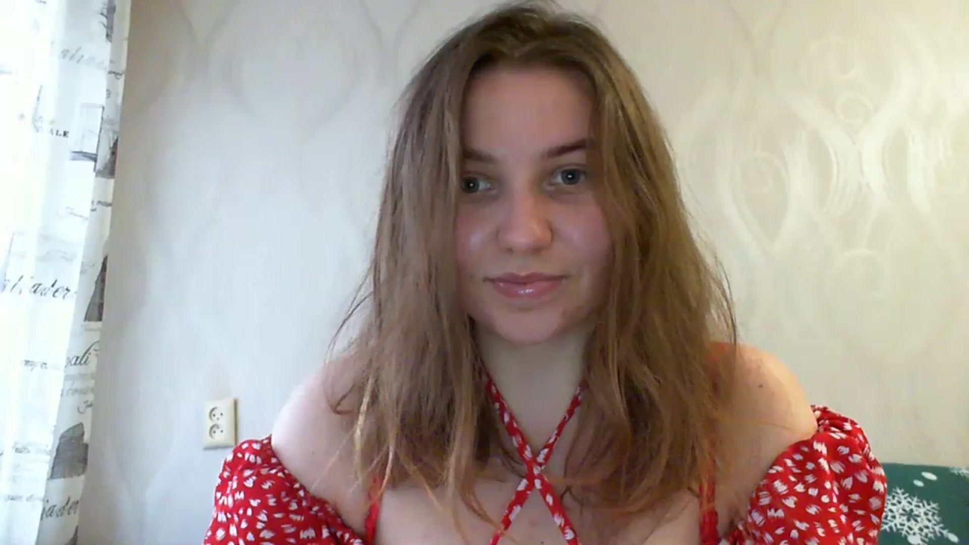 Gallery image thumbnail from Lana_Lasagna's myfreecams stream on, 01/01/2024, 12:10 image 2 of 20