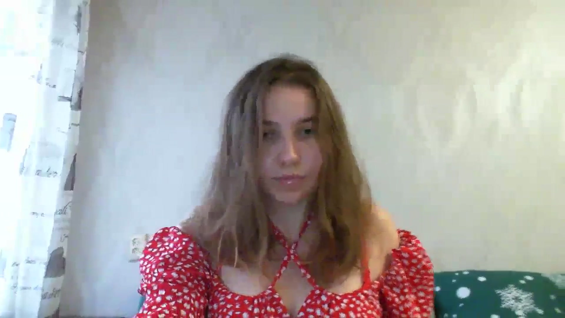 Gallery image thumbnail from Lana_Lasagna's myfreecams stream on, 01/01/2024, 12:10 image 17 of 20