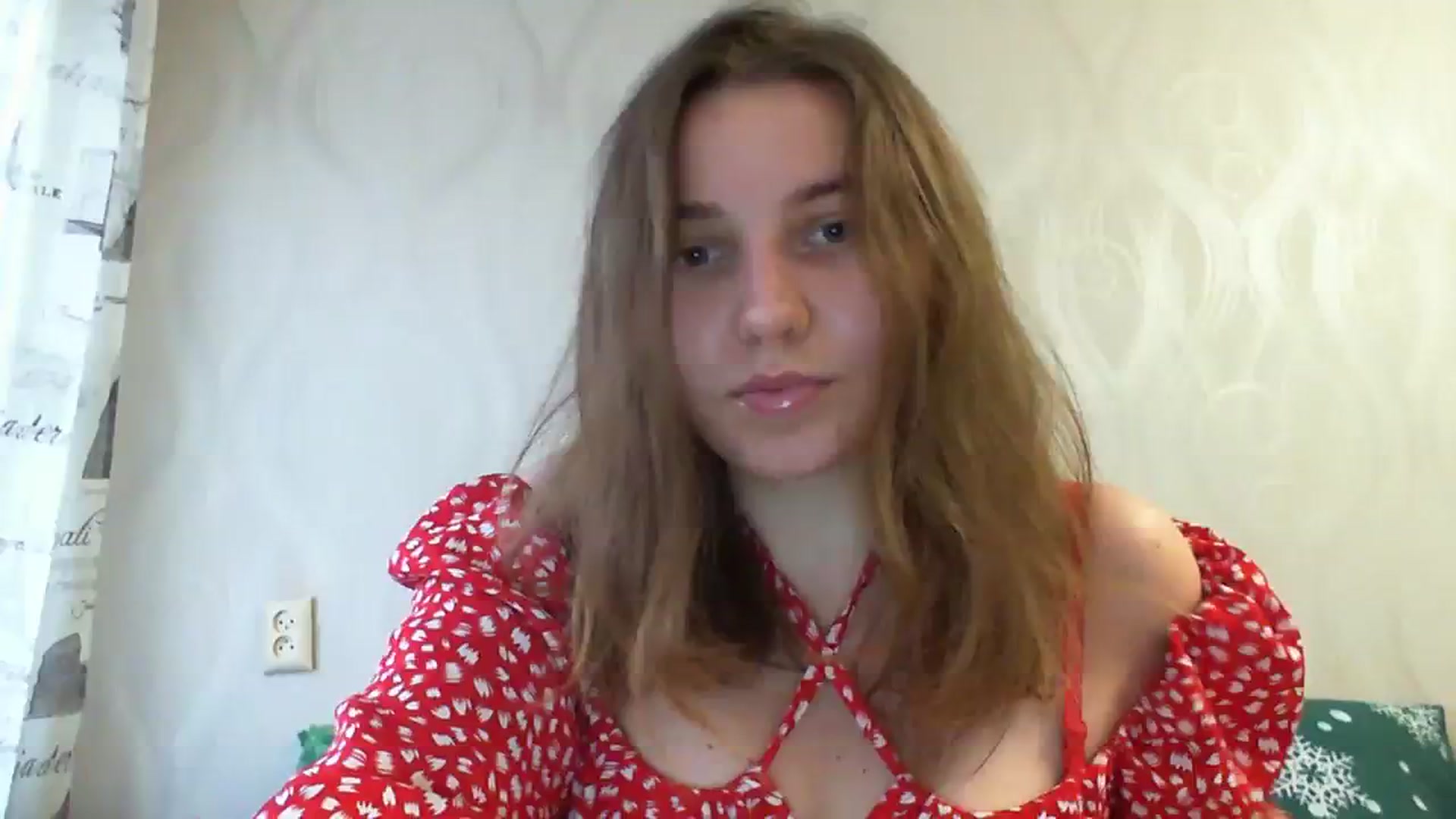 Gallery image thumbnail from Lana_Lasagna's myfreecams stream on, 01/01/2024, 12:10 image 8 of 20