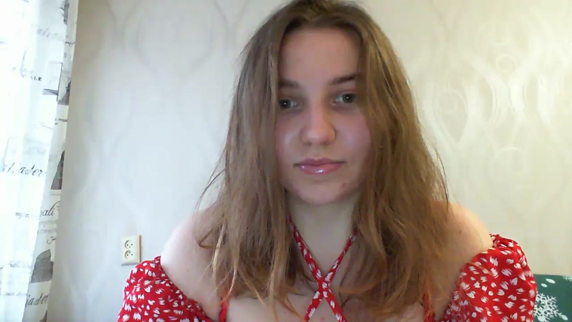 Gallery image thumbnail from Lana_Lasagna's myfreecams stream on, 01/01/2024, 12:10 image 6 of 20