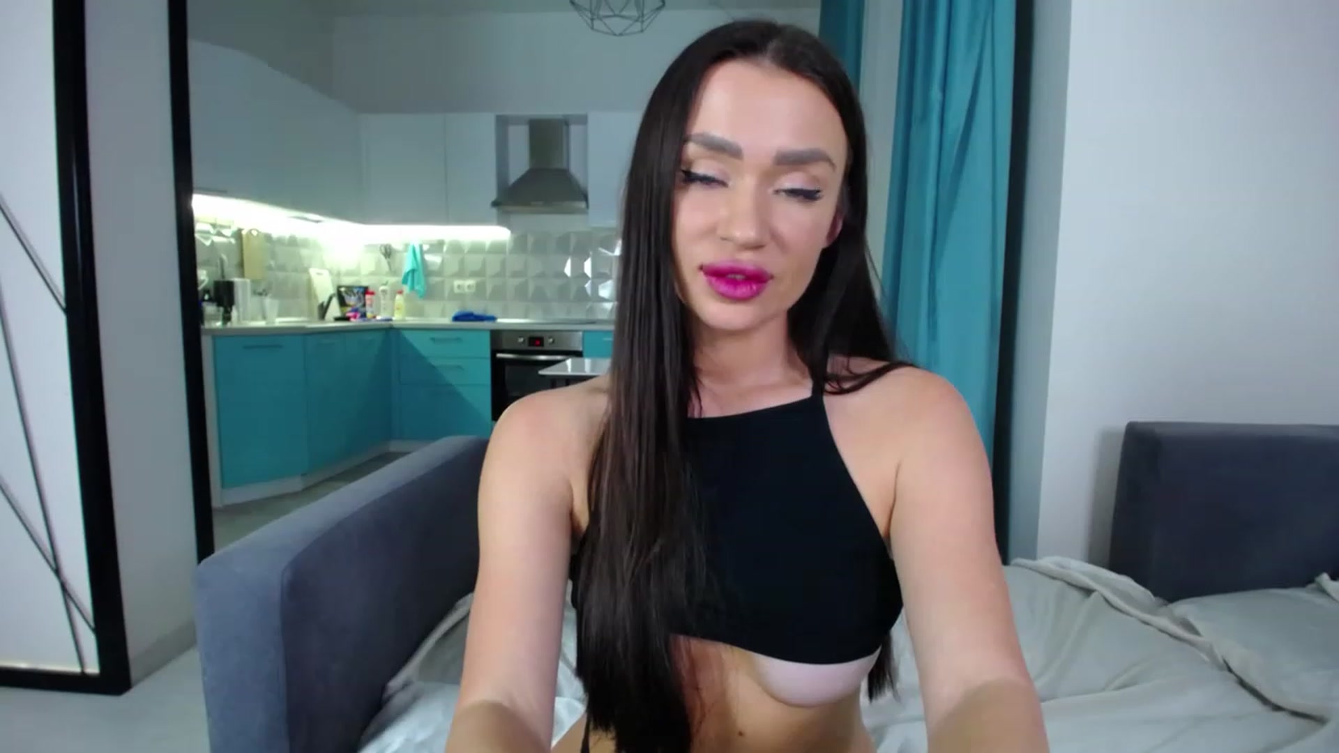 Gallery image thumbnail from Lana_Love's myfreecams stream on, 12/03/2022, 21:37 image 10 of 20