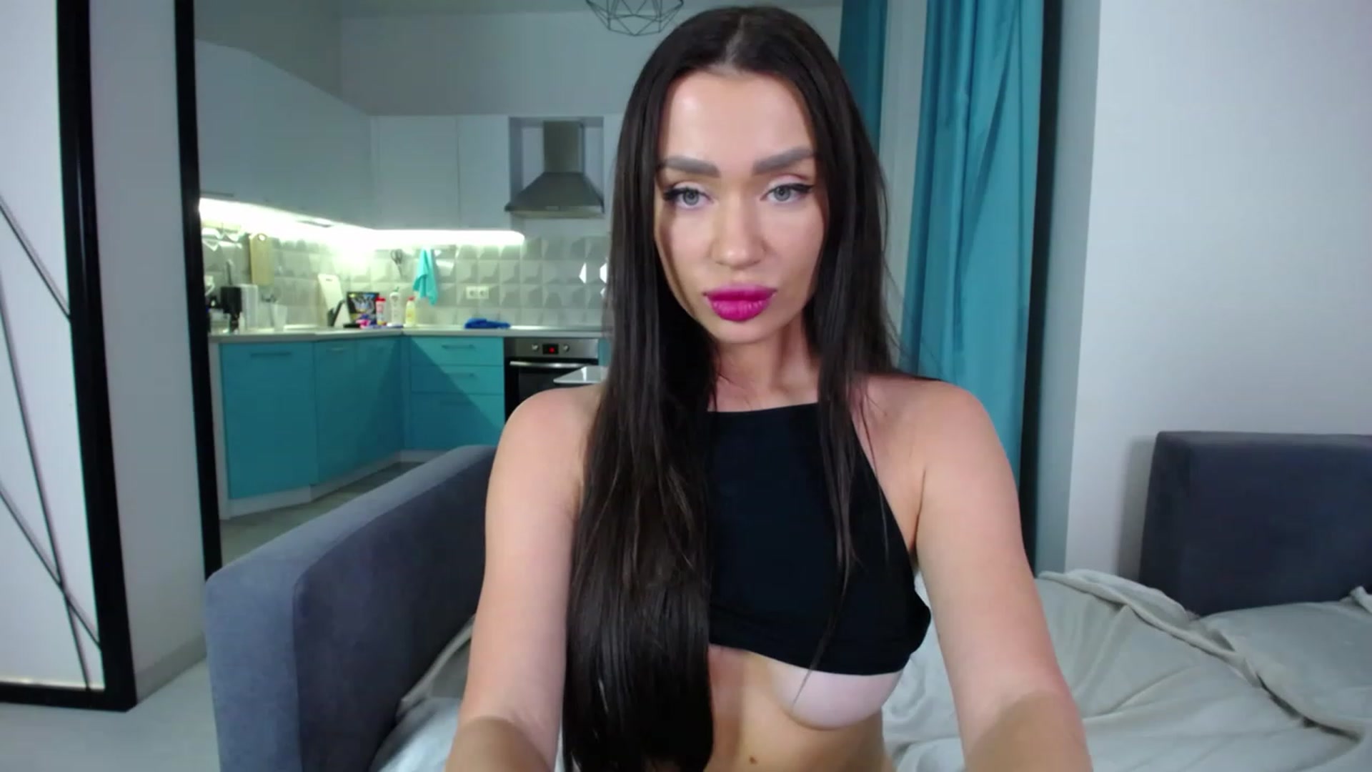 Gallery image thumbnail from Lana_Love's myfreecams stream on, 12/03/2022, 21:37 image 13 of 20