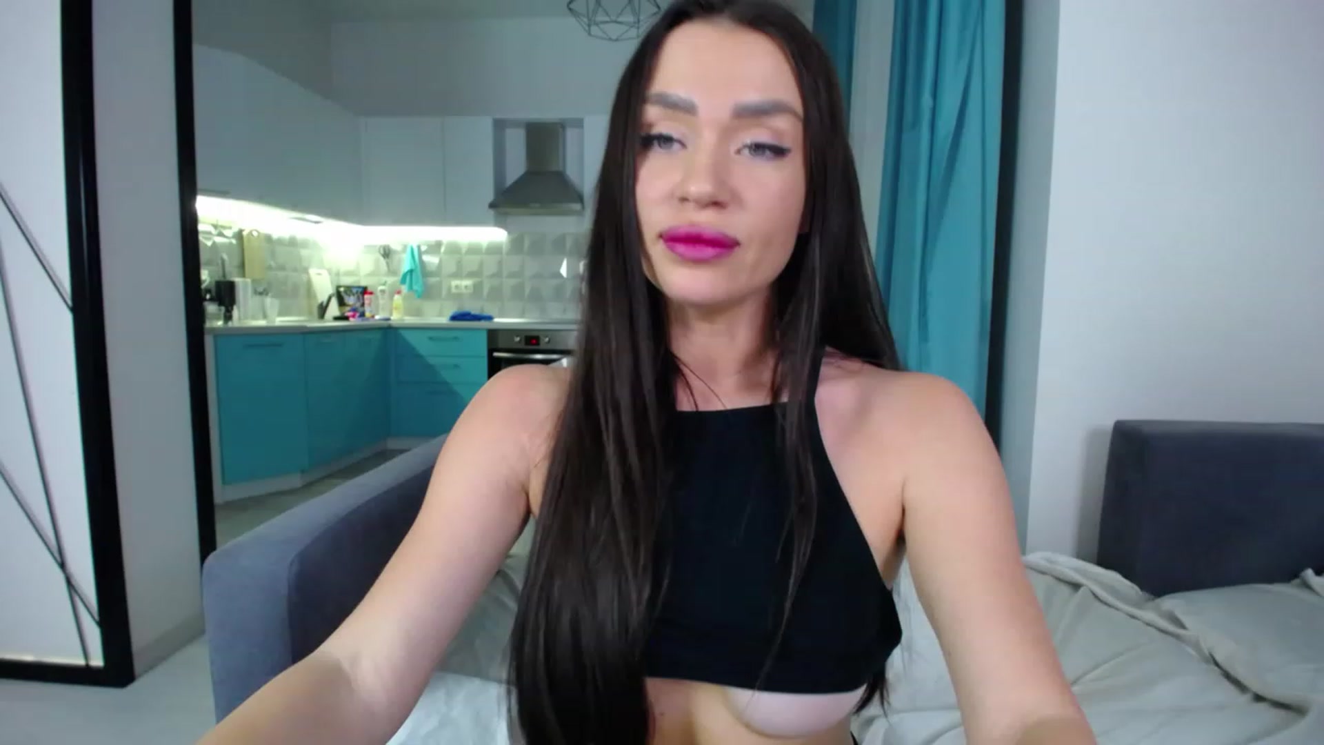 Gallery image thumbnail from Lana_Love's myfreecams stream on, 12/03/2022, 21:37 image 19 of 20