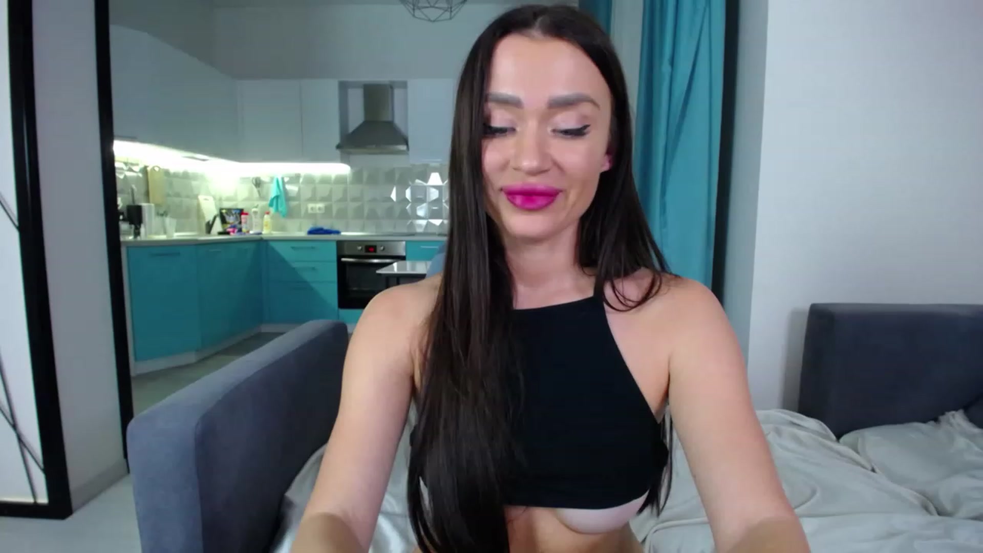 Gallery image thumbnail from Lana_Love's myfreecams stream on, 12/04/2022, 24:31 image 16 of 20