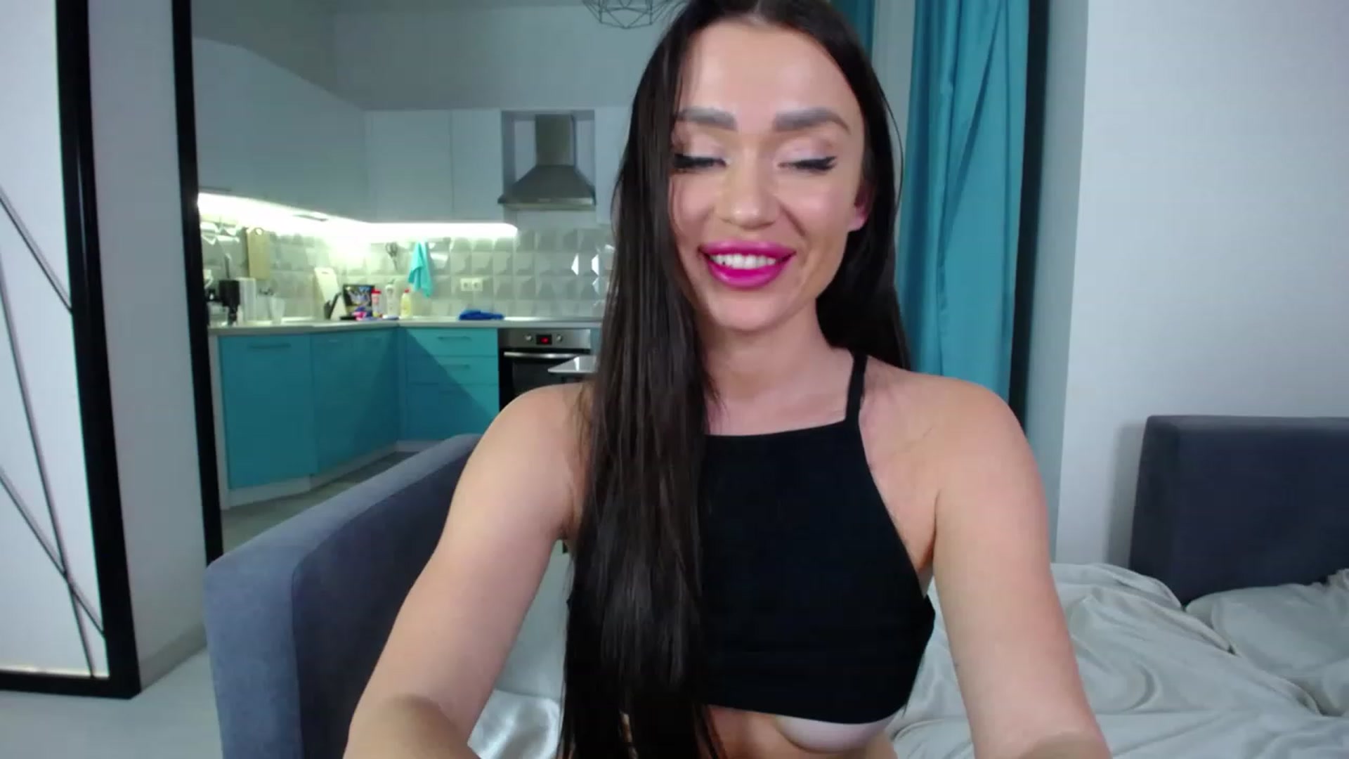 Gallery image thumbnail from Lana_Love's myfreecams stream on, 12/04/2022, 24:31 image 1 of 20